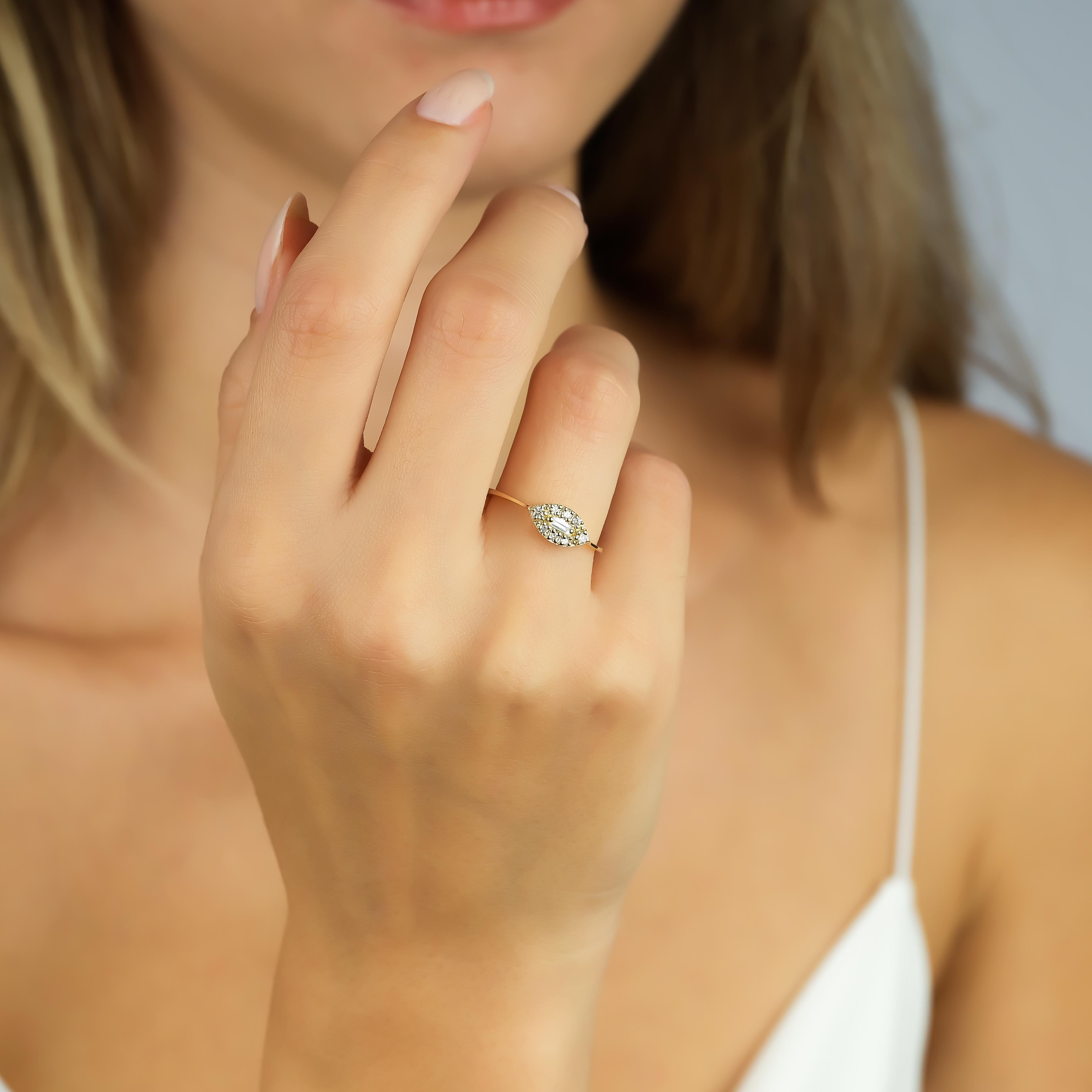 Baguette Diamond Cluster Ring in vendita 2