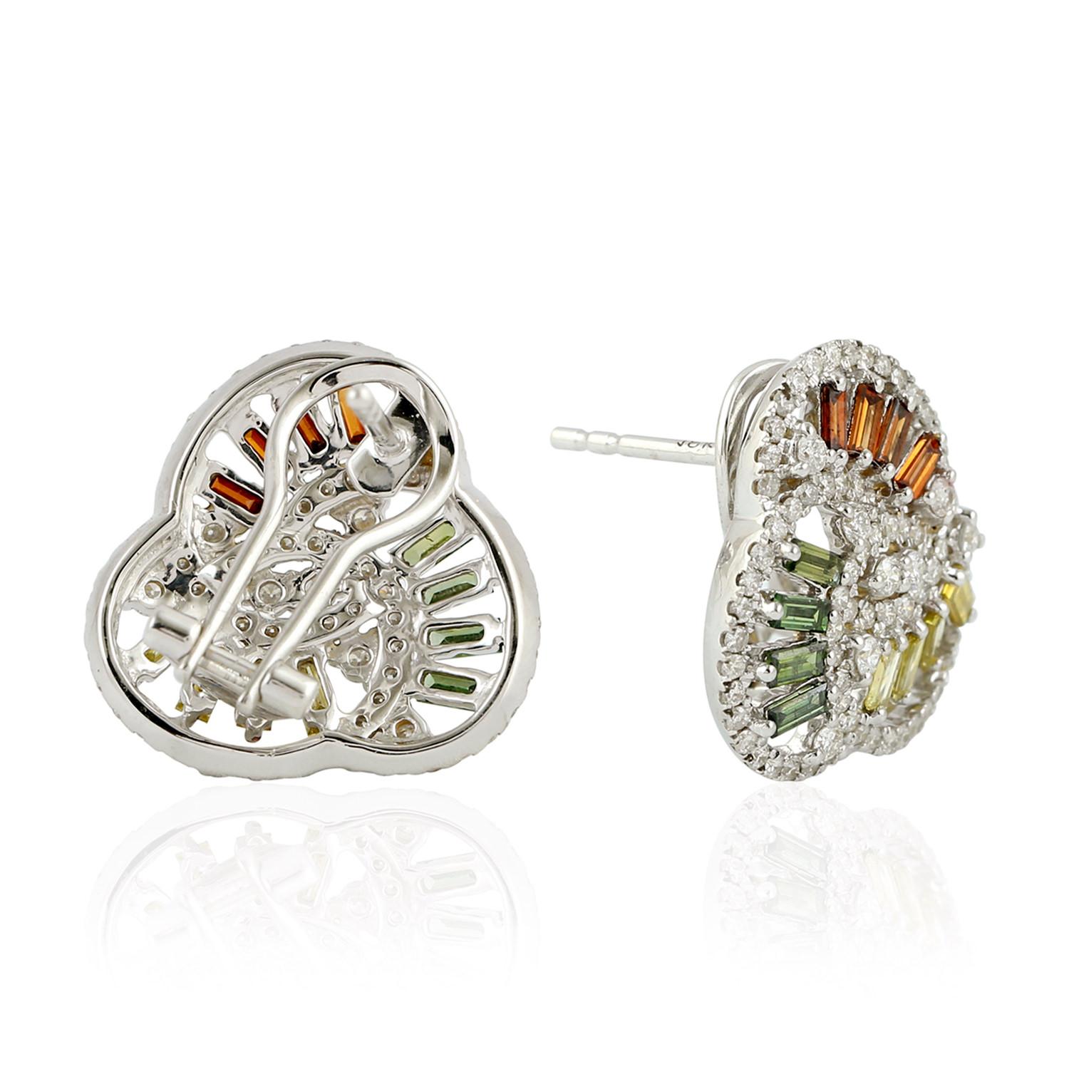 Mehrfarbige Baguette-Diamant-Ohrringe aus 18 Karat Gold (Gemischter Schliff) im Angebot
