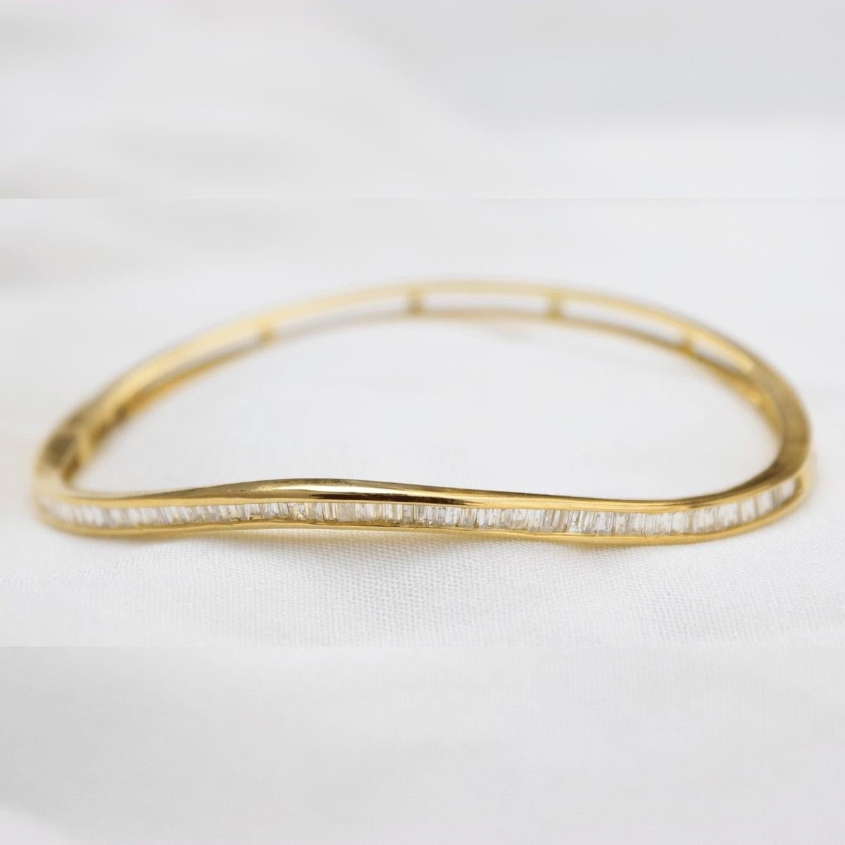 Bracelet d'éternité en or massif 14k avec diamant baguette (certifié) Pour femmes en vente
