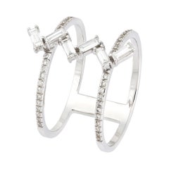 Bague mode en or blanc 18 carats avec diamants baguettes et diamants pour elle