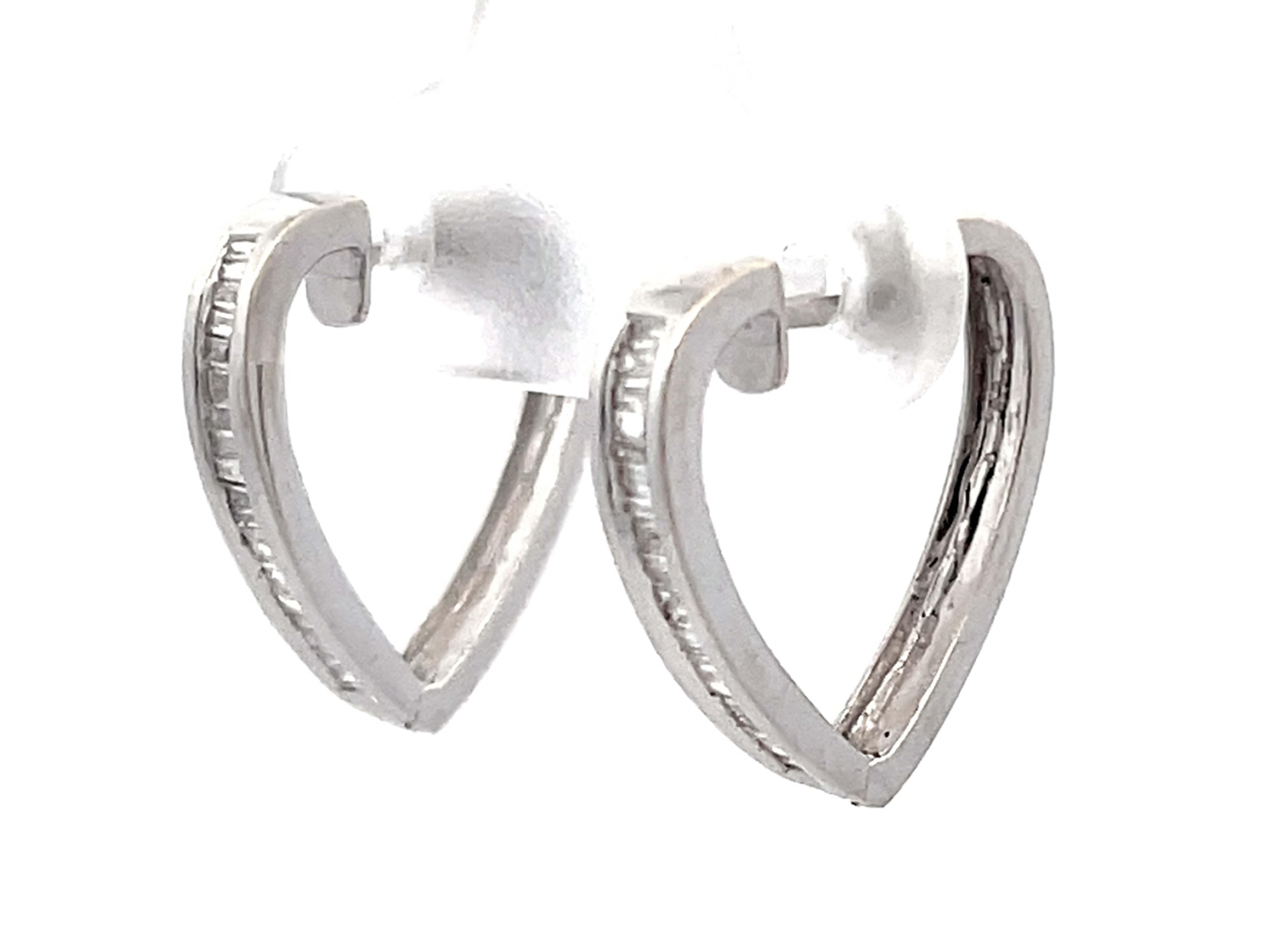Brilliant Cut Baguette Diamond Heart Earrings 18K Solid White Gold For Sale