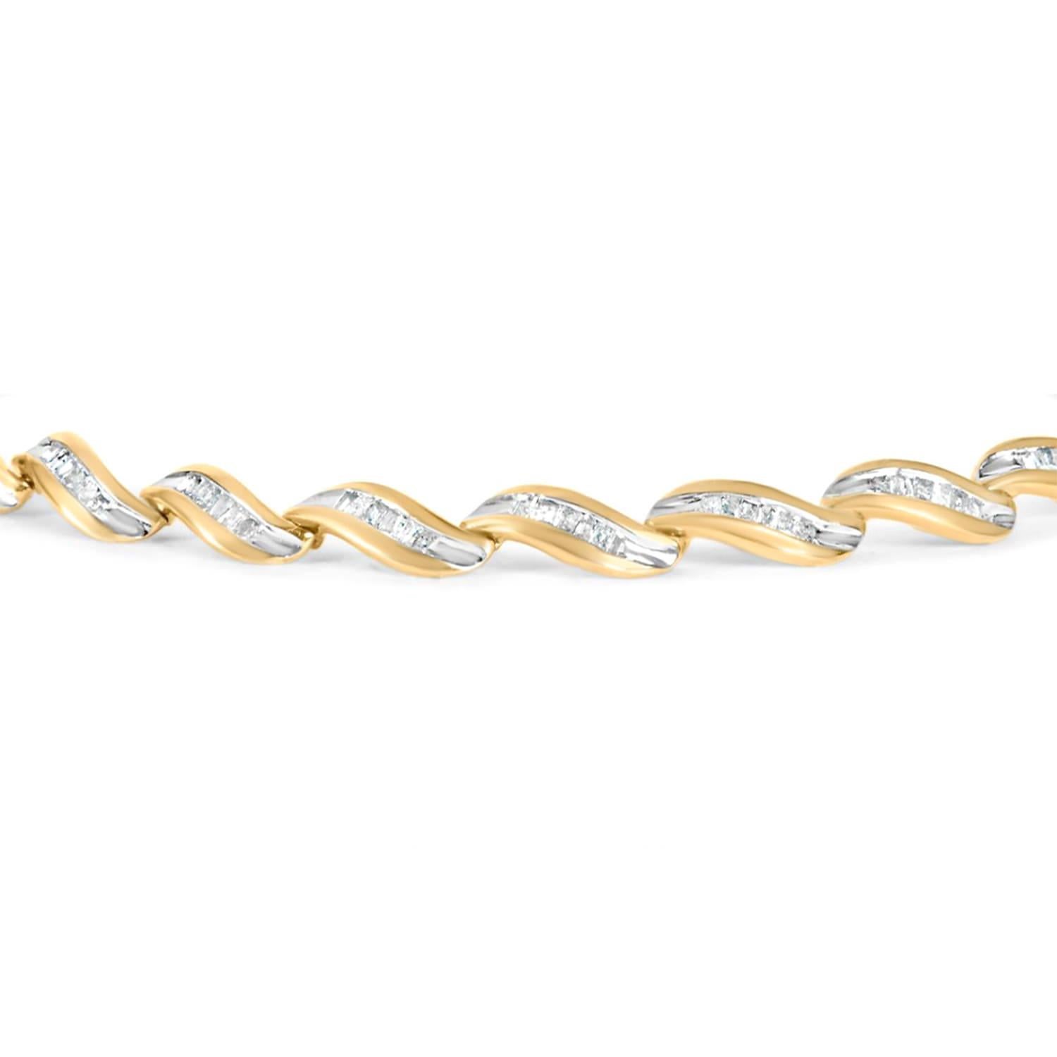 Contemporain Bracelet à maillons en or jaune 10 carats avec diamants baguettes de 1,12 carat en vente