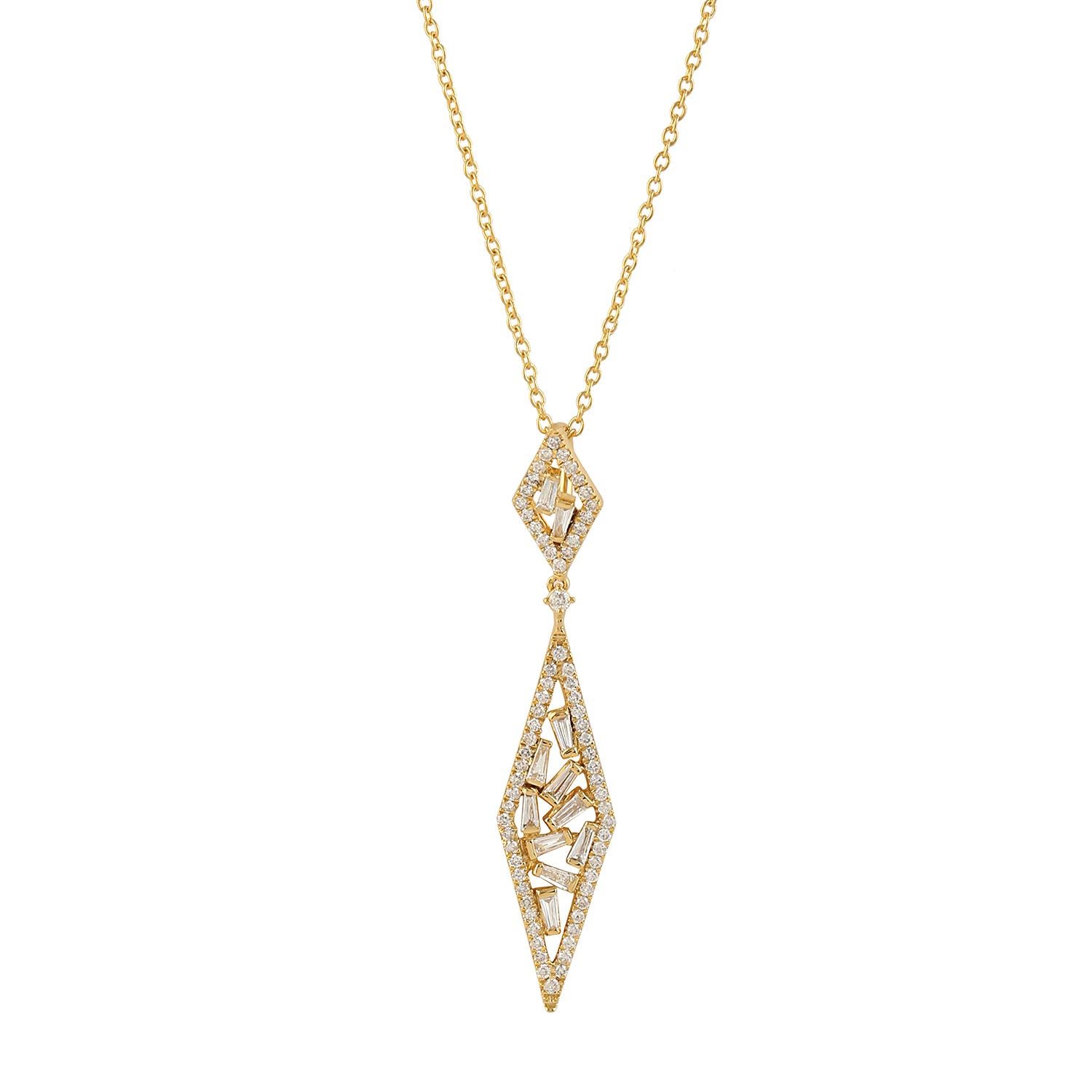 Artigiano Collana a catena con ciondolo a forma di rombo con diamante baguette in oro giallo 18 carati in vendita