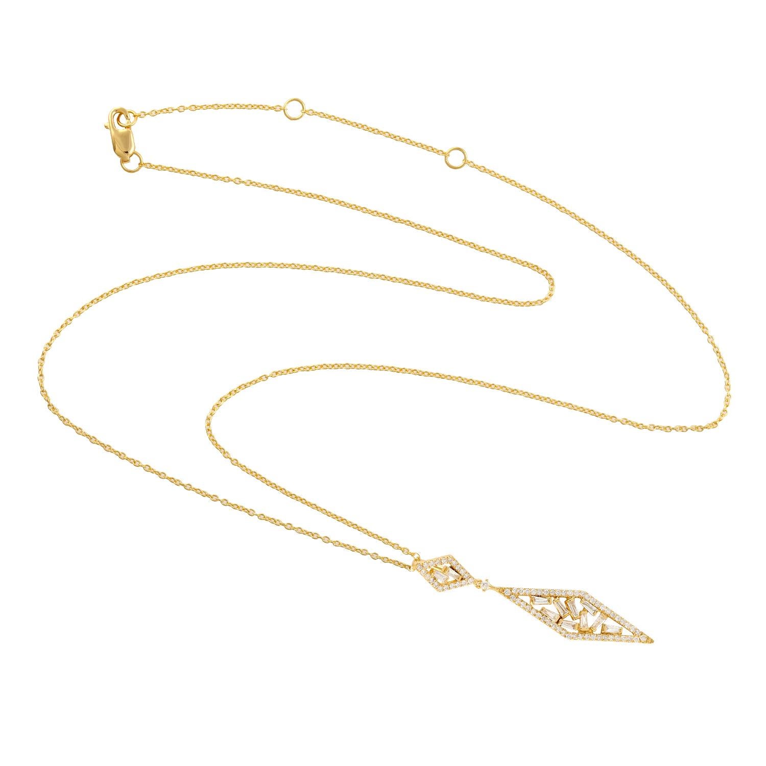 Donna Collana a catena con ciondolo a forma di rombo con diamante baguette in oro giallo 18 carati in vendita