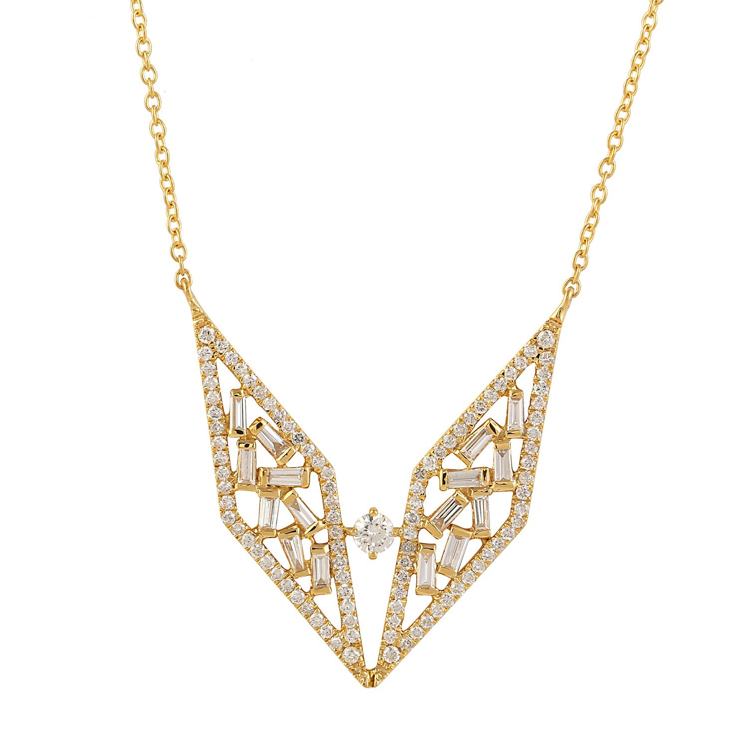 Artisan Collier pendentif jumeau en or jaune 18 carats avec diamants baguettes en forme de losange en vente
