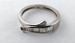 Baguette Diamond Swirl Band Ring 14Kt Gold