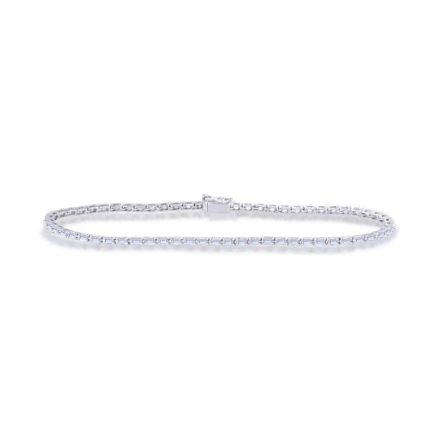 Bracelet tennis en or blanc 14 carats avec diamants baguettes GH SI1 Neuf - En vente à Briarcliff Manor, NY