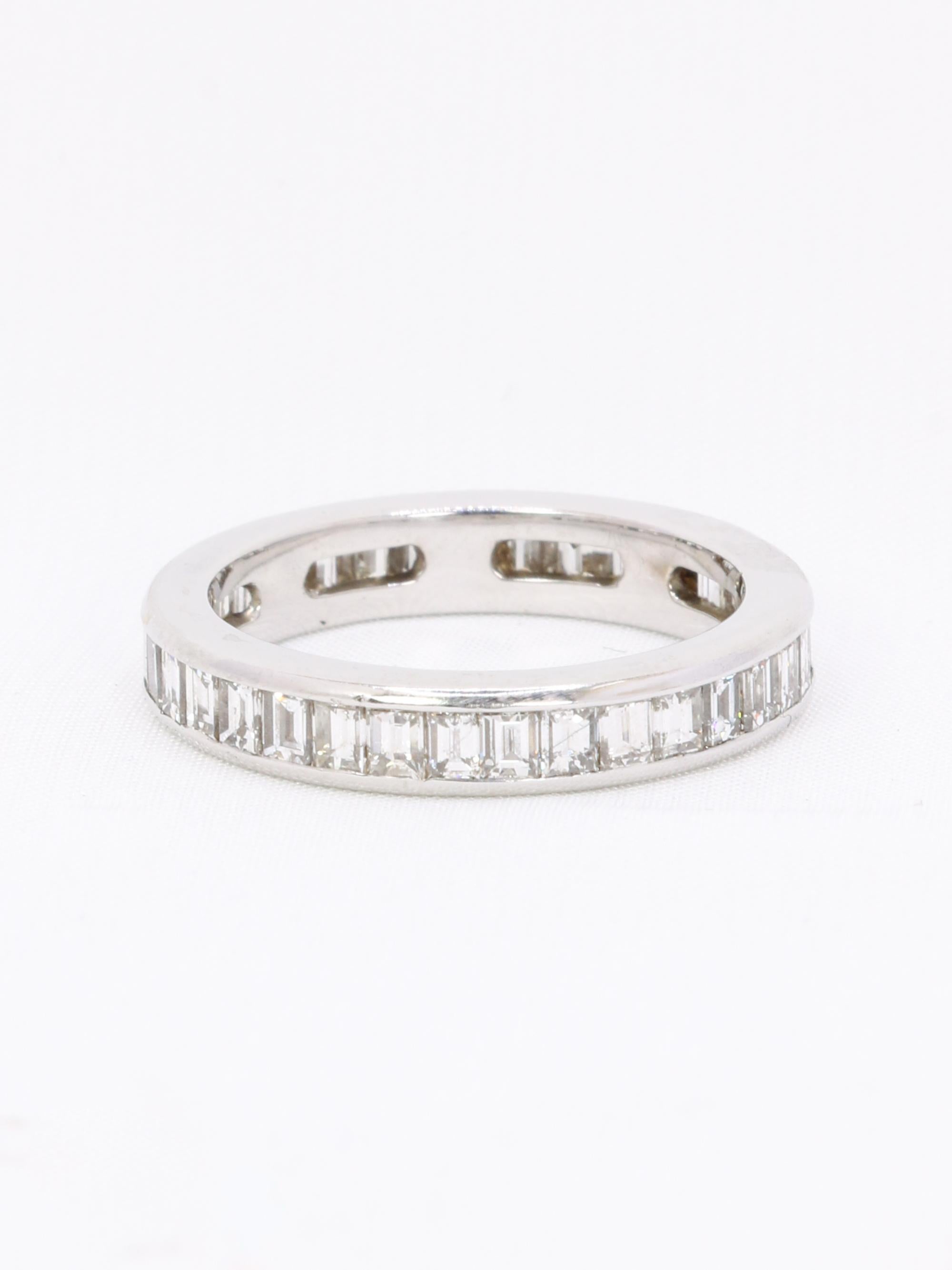 Baguette-Diamant-Trauring 3,5 Karat im Angebot 1