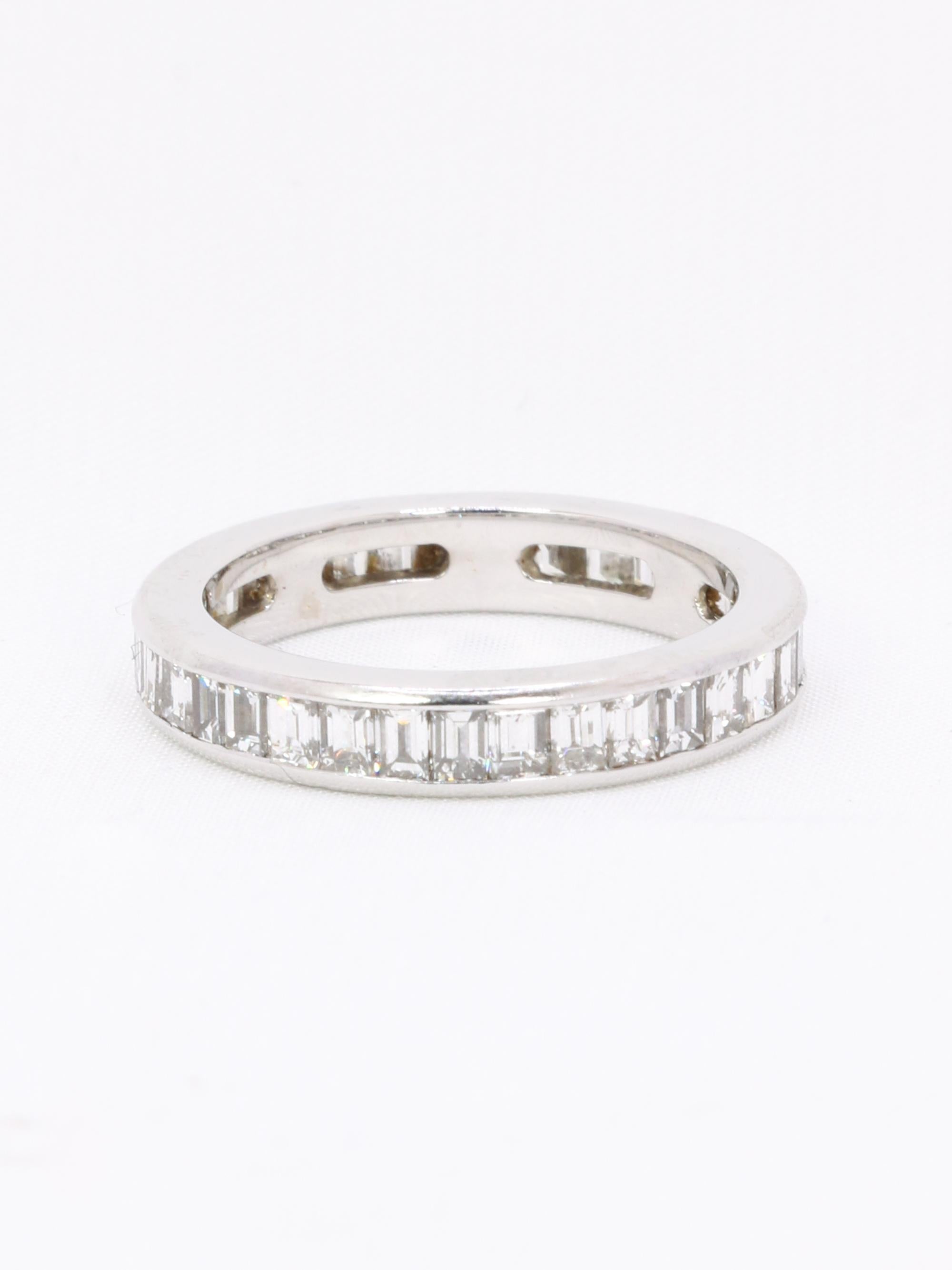 Baguette-Diamant-Trauring 3,5 Karat im Angebot 2