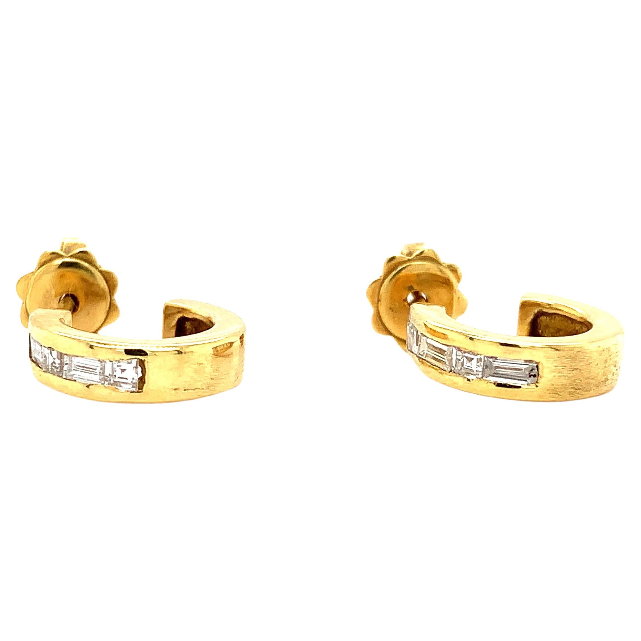 Art Deco Baguette diamonds art deco half crescent hoop earrings 18k yellow gold For Sale