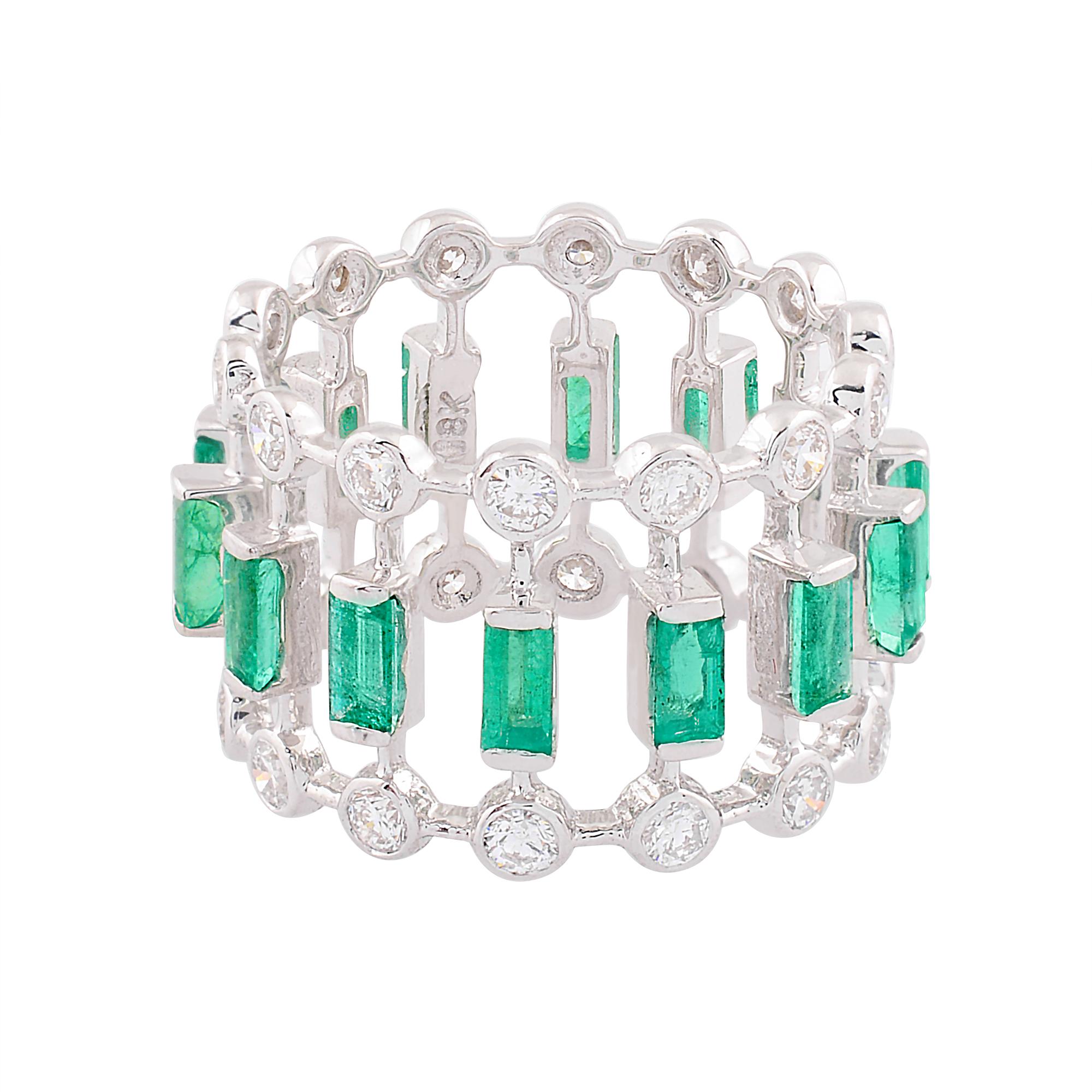 Women's Baguette Emerald Gemstone Band Ring Diamond 14k White Gold Handmade Fine Jewelry For Sale