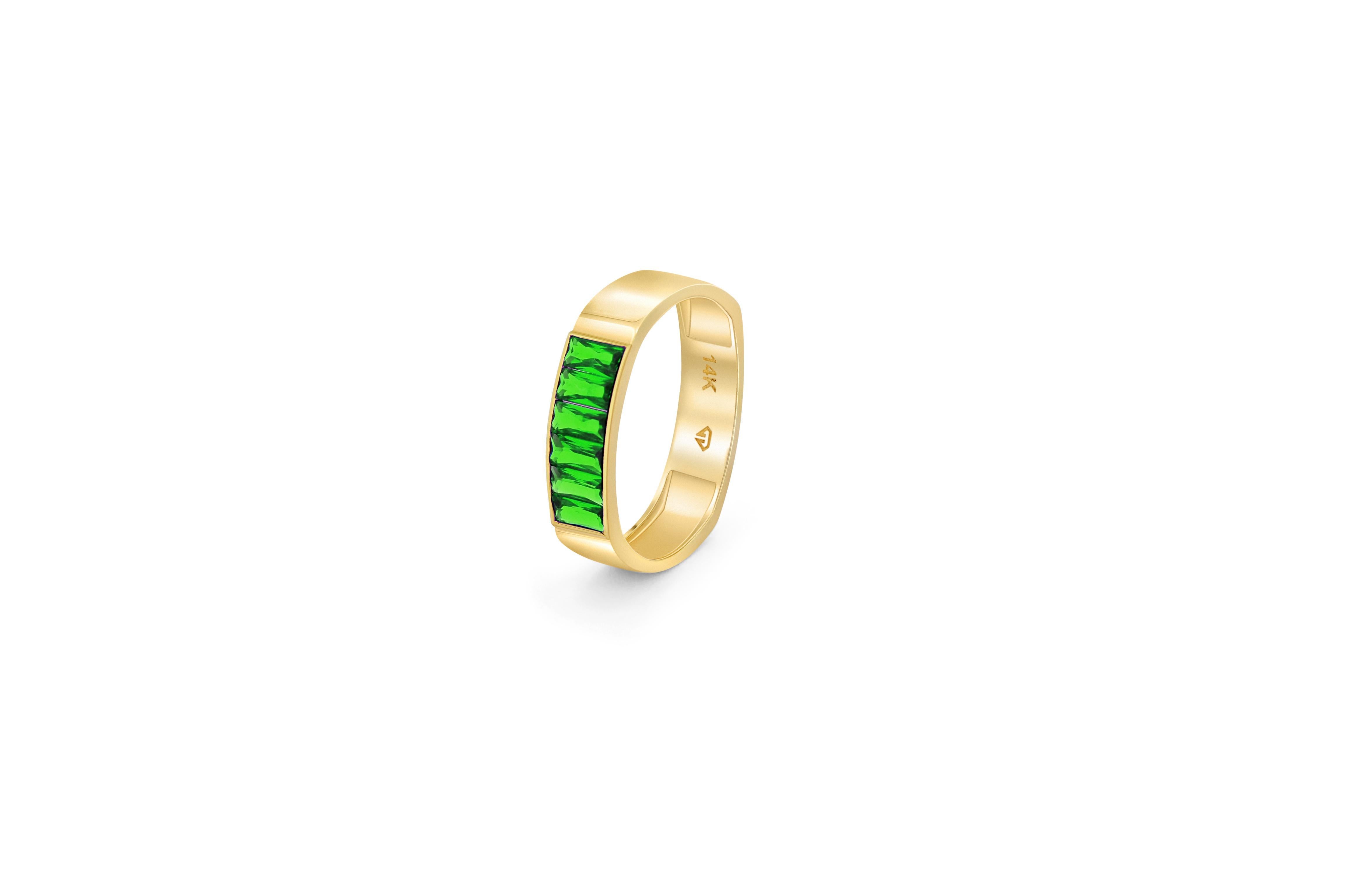 For Sale:  Baguette green gemstones 14k gold half eternity ring 4