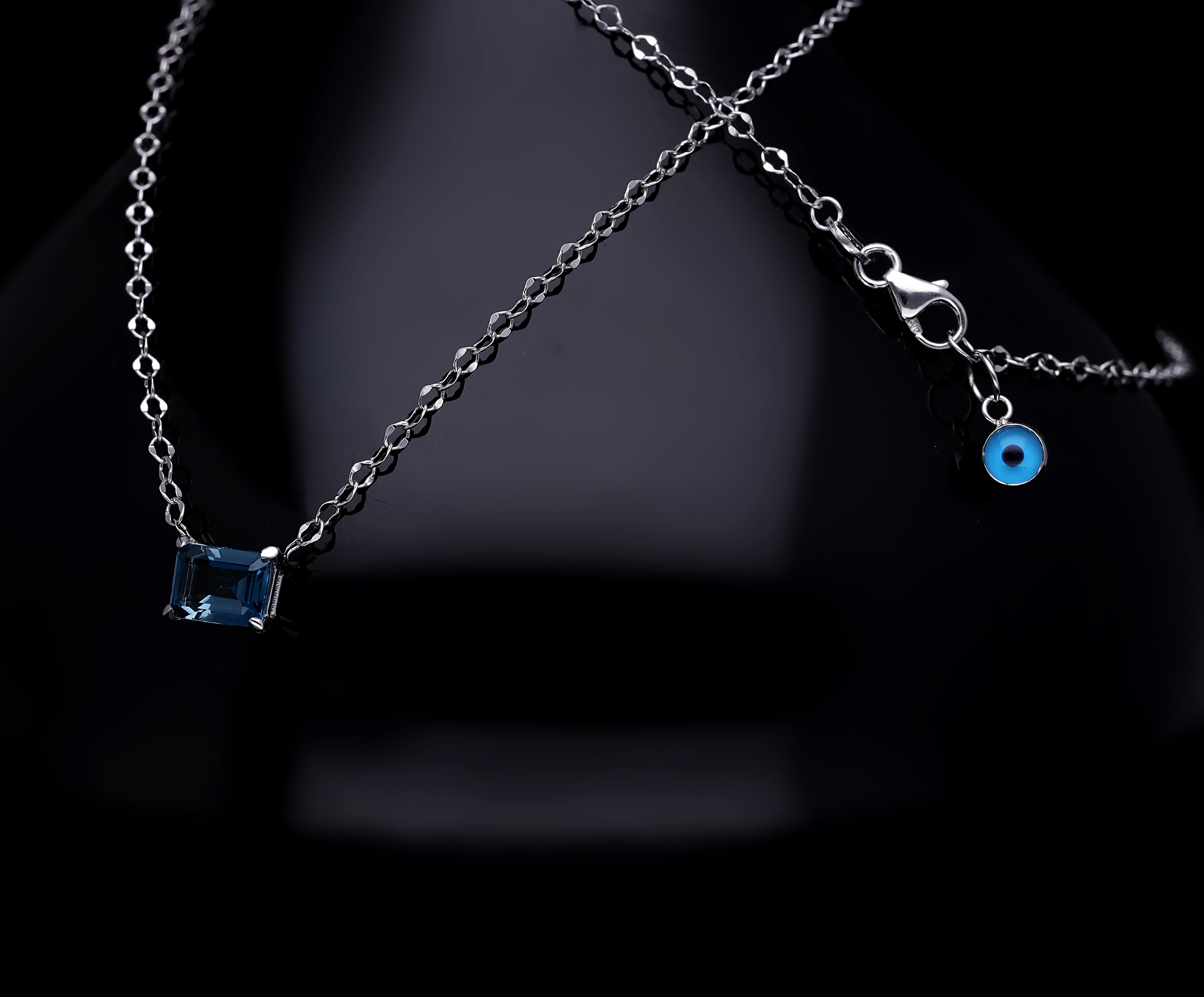 Modern 14k White Gold Baguette London Blue Topaz Solitaire Chain Necklace For Sale