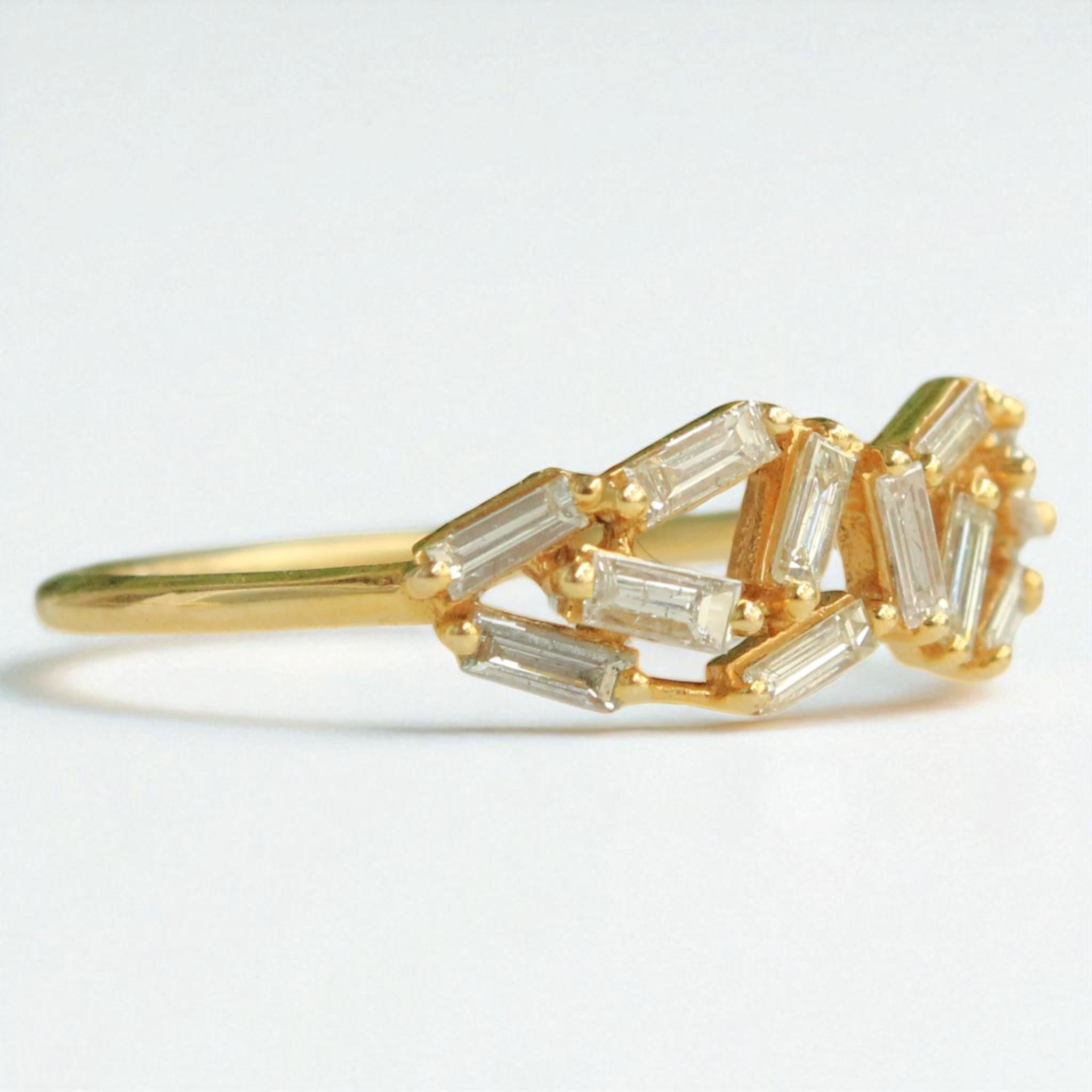 Anillo de diamante natural baguette en oro macizo de 14k (certificado) Corte baguette en venta
