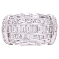 Bague baguette en or 14 carats avec grand grappe de diamants de 3,37 carats au total