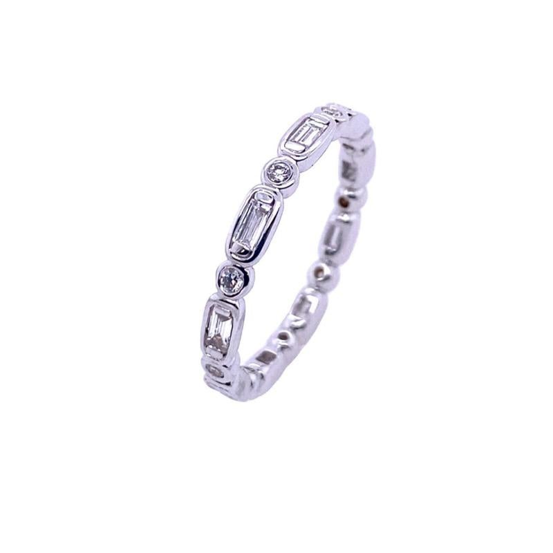 18ct White Gold Baguette & Round 0.52ct Diamond Full Eternity Ring

Additional Information:
Total Diamond Weight: 0.52ct
Diamond Colour: G
Diamond Clarity: VS
Ring Width: 2.5mm
Total Weight: 2.3g
Finger Size: M
SMS2096