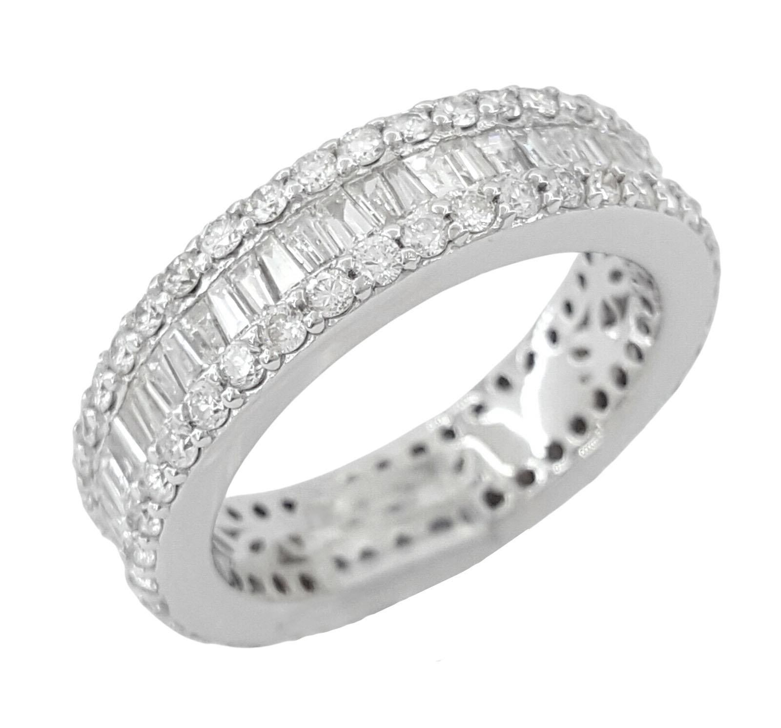 White Gold Round Brilliant & Baguette Diamond Cut Anniversary Ring
