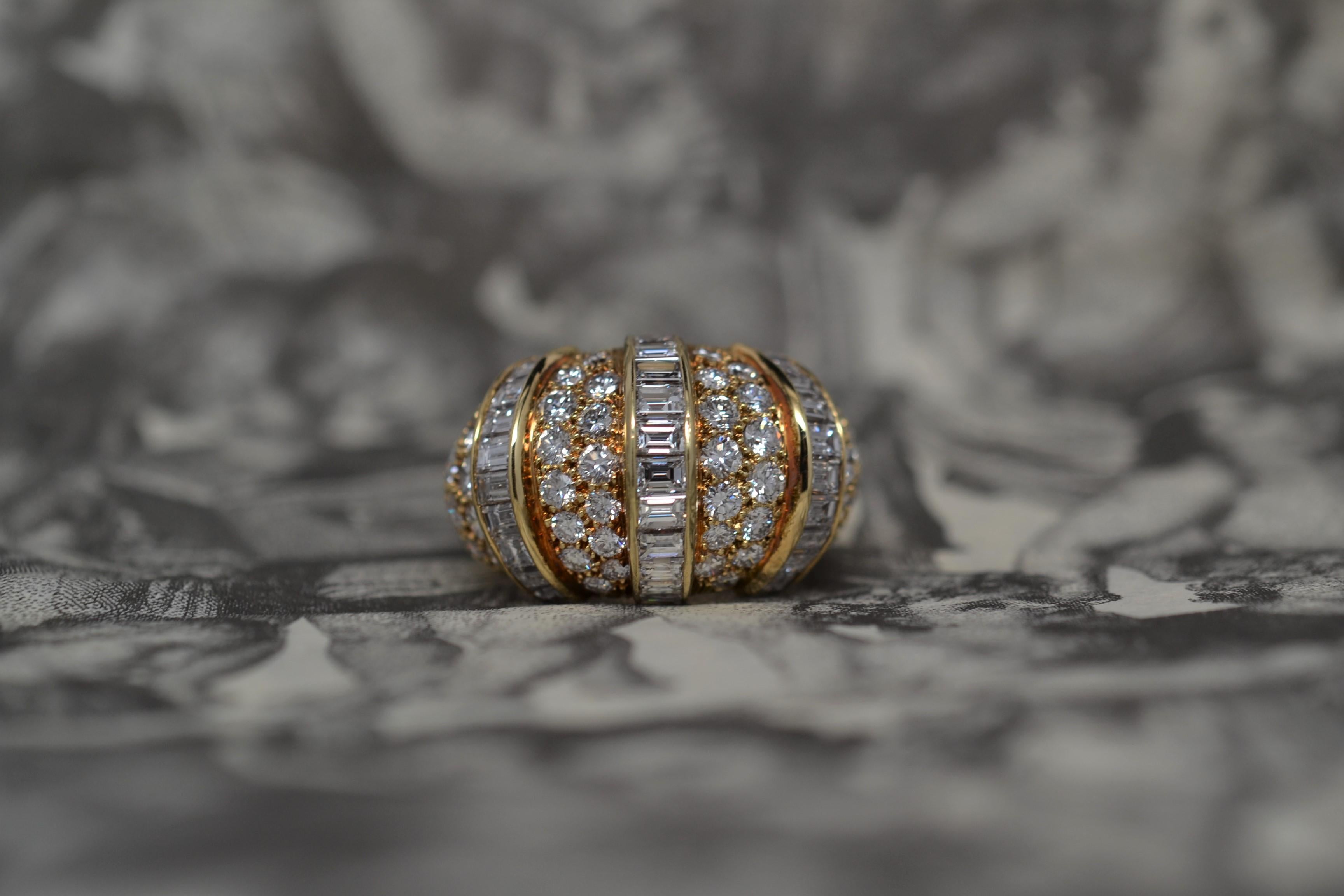 Baguette & Round Brilliant Cut Diamond Ring Set in 18K Yellow Gold, 5.55 Carats For Sale 8