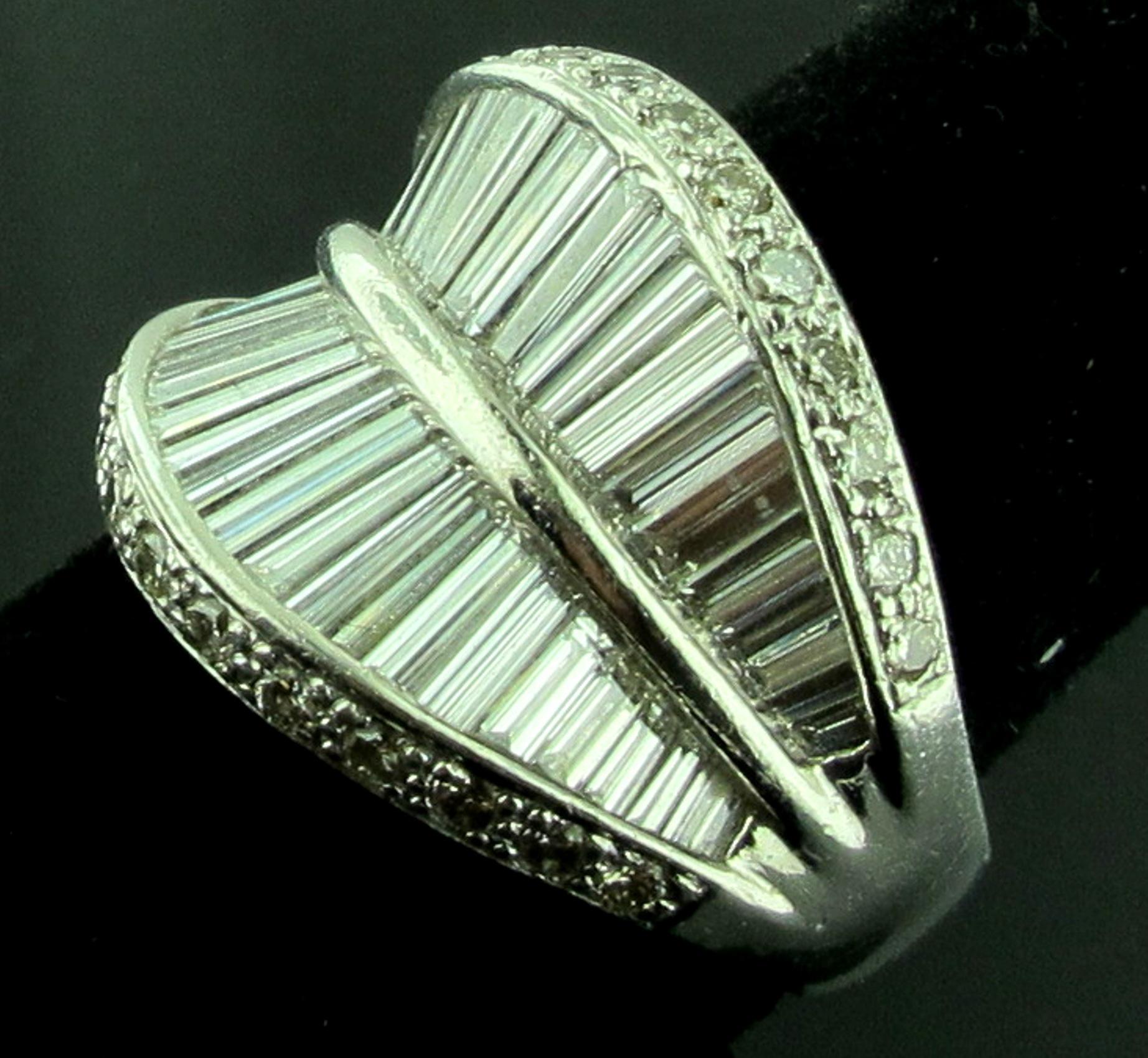 Baguette Cut Baguette and Round Cut Diamond Ring Set in Platinum For Sale