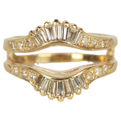 Baguette et diamant rond en or jaune 14 carats Bague de veste style soleil levant