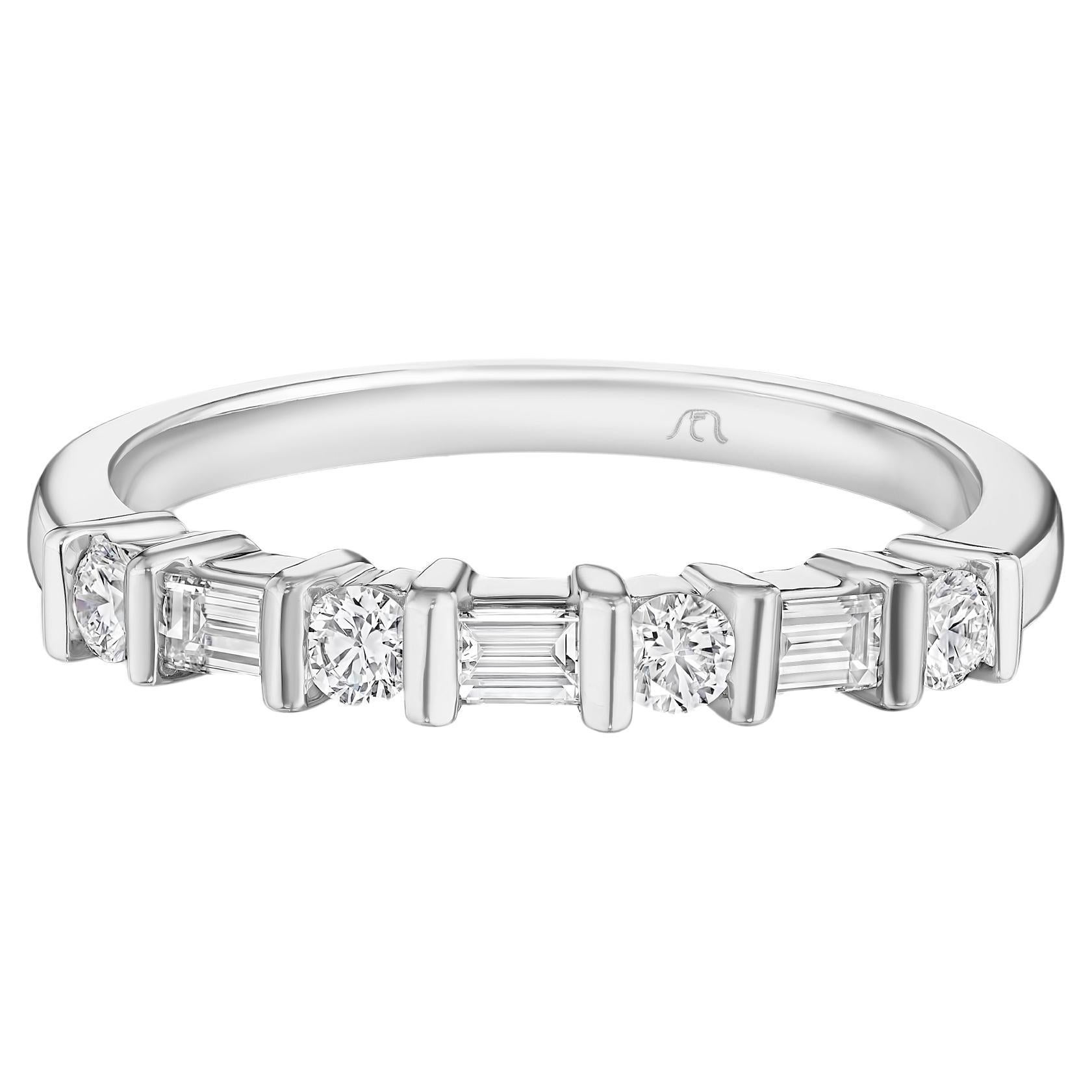 Baguette & Runder Diamant Band in 18KT Gold