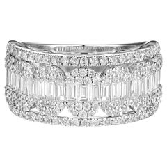 Baguette Round Diamond Band Ring in 18 Karat White Gold