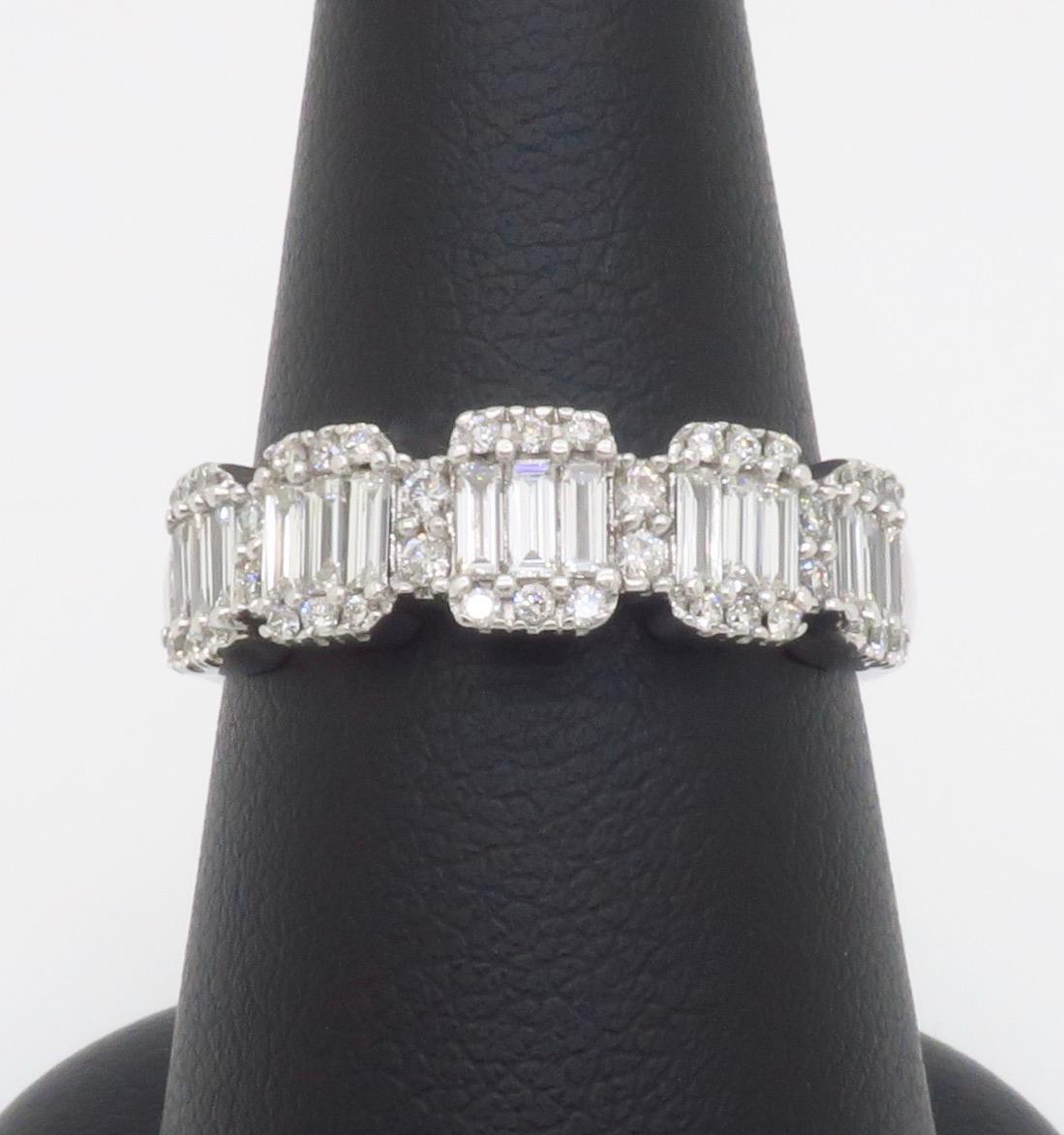 Baguette & Round Diamond Band Ring in White Gold For Sale 1