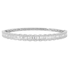 Baguette
Round Diamond Bangle Bracelet Baguette
Round Diamond Bangle Bracelet