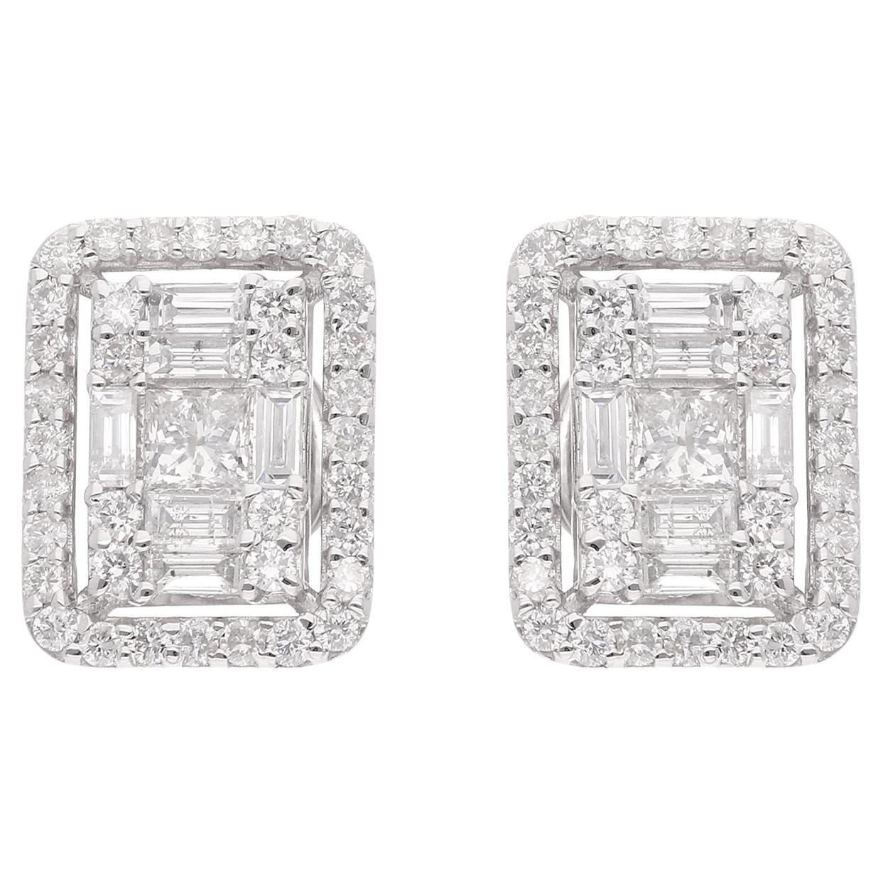 Clous d'oreilles géométriques en or blanc 18 carats avec diamants ronds et baguettes