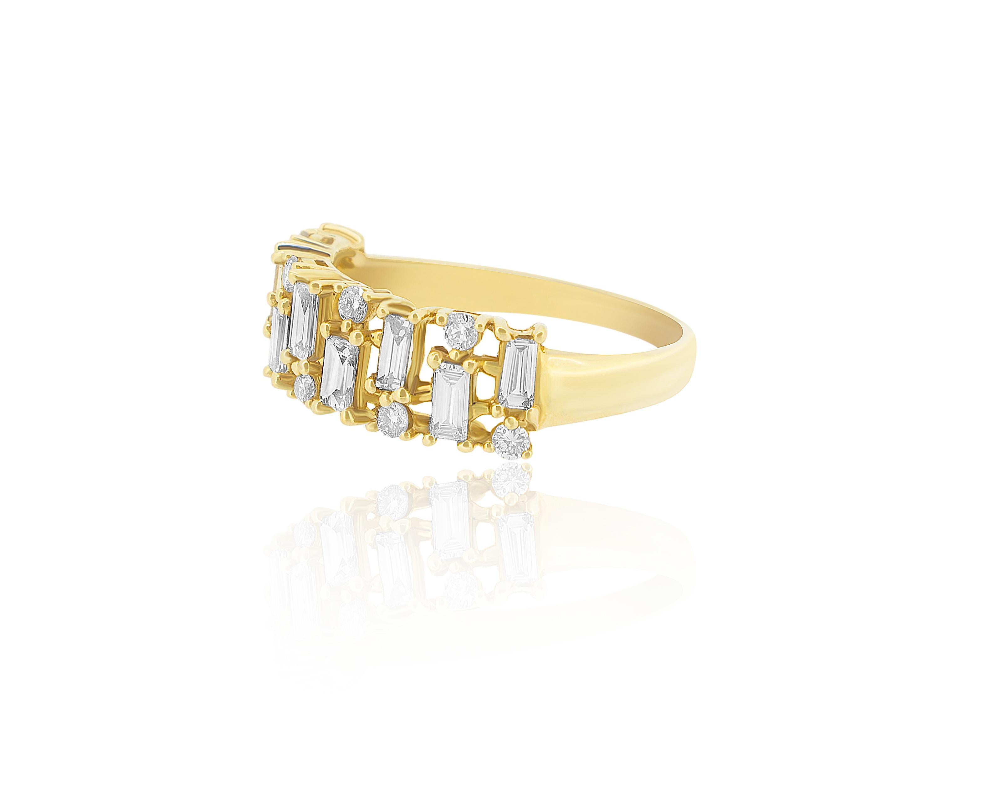 For Sale:  Baguette & Round Diamond Half Eternity Ring Set In 18K Solid Gold 2