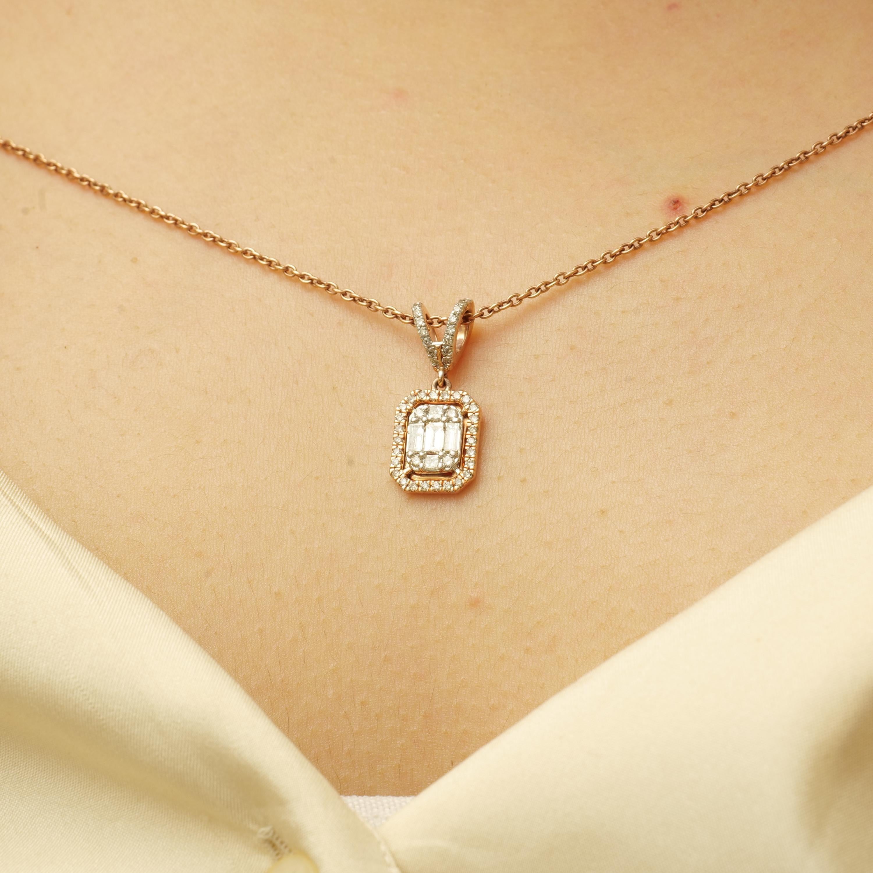 Baguette & runder Diamant Anhänger Halskette aus 14K massivem Gold (zertifiziert) (Art déco) im Angebot