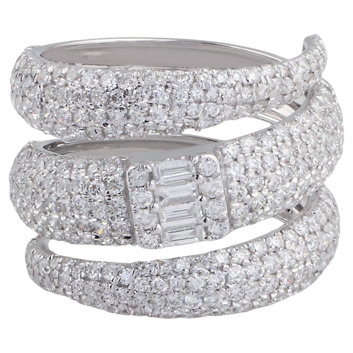 SI Clarity HI Color Baguette & Round Diamond Spiral Ring 18 Karat White Gold en vente