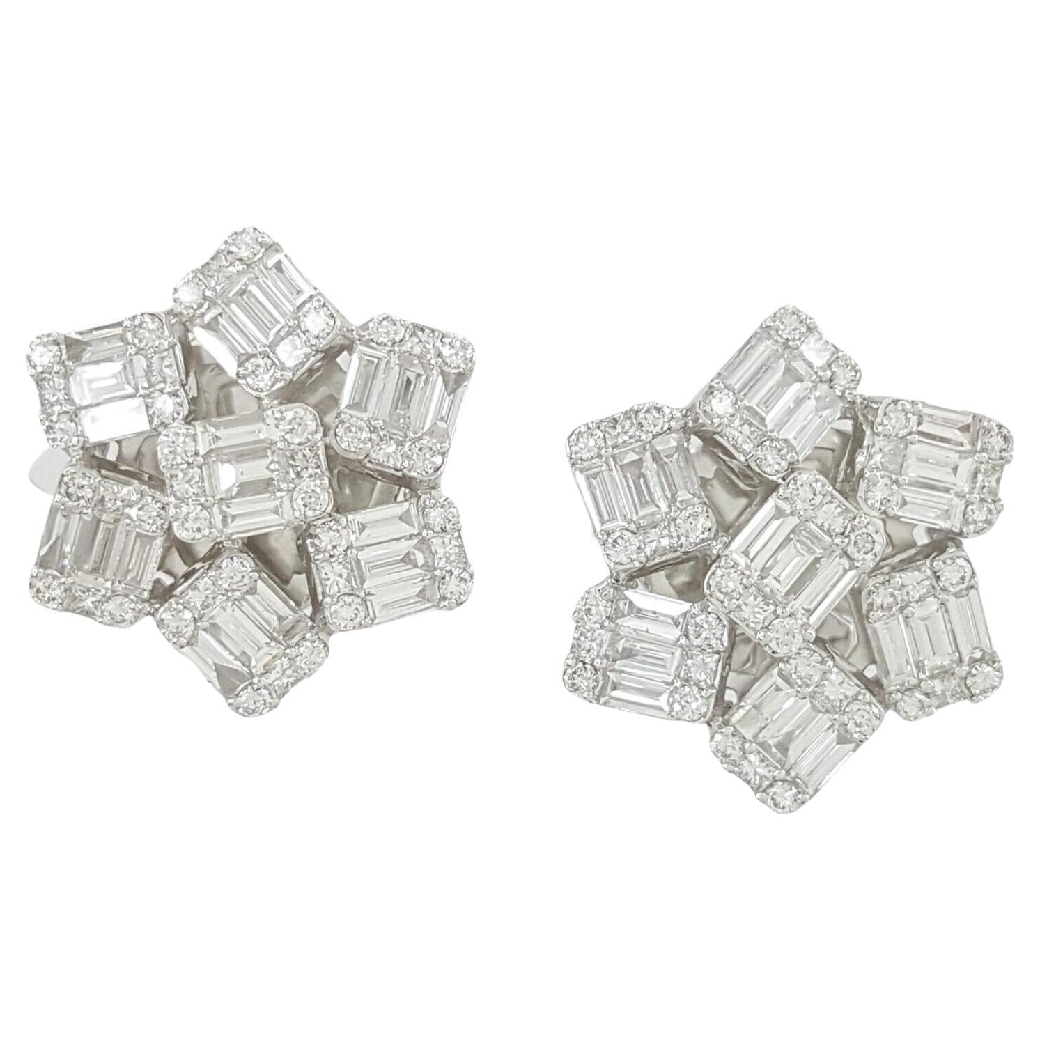 Baguette, Round, Princess Brilliant Cut Diamond Star Cluster Halo Studs In New Condition In Rome, IT