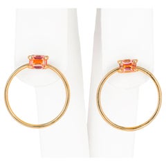 Clous d'oreilles saphir baguette en or massif 14 carats. 