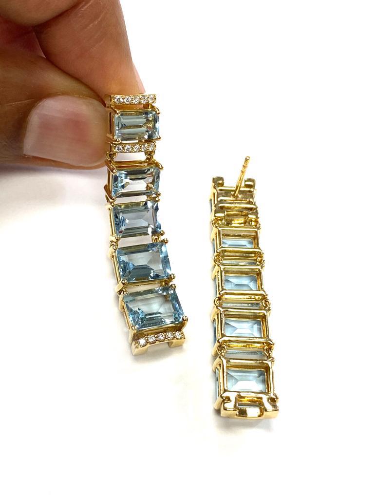 Goshwara Baguette Shape Beryl Drop And Diamond Earrings In New Condition In New York, NY