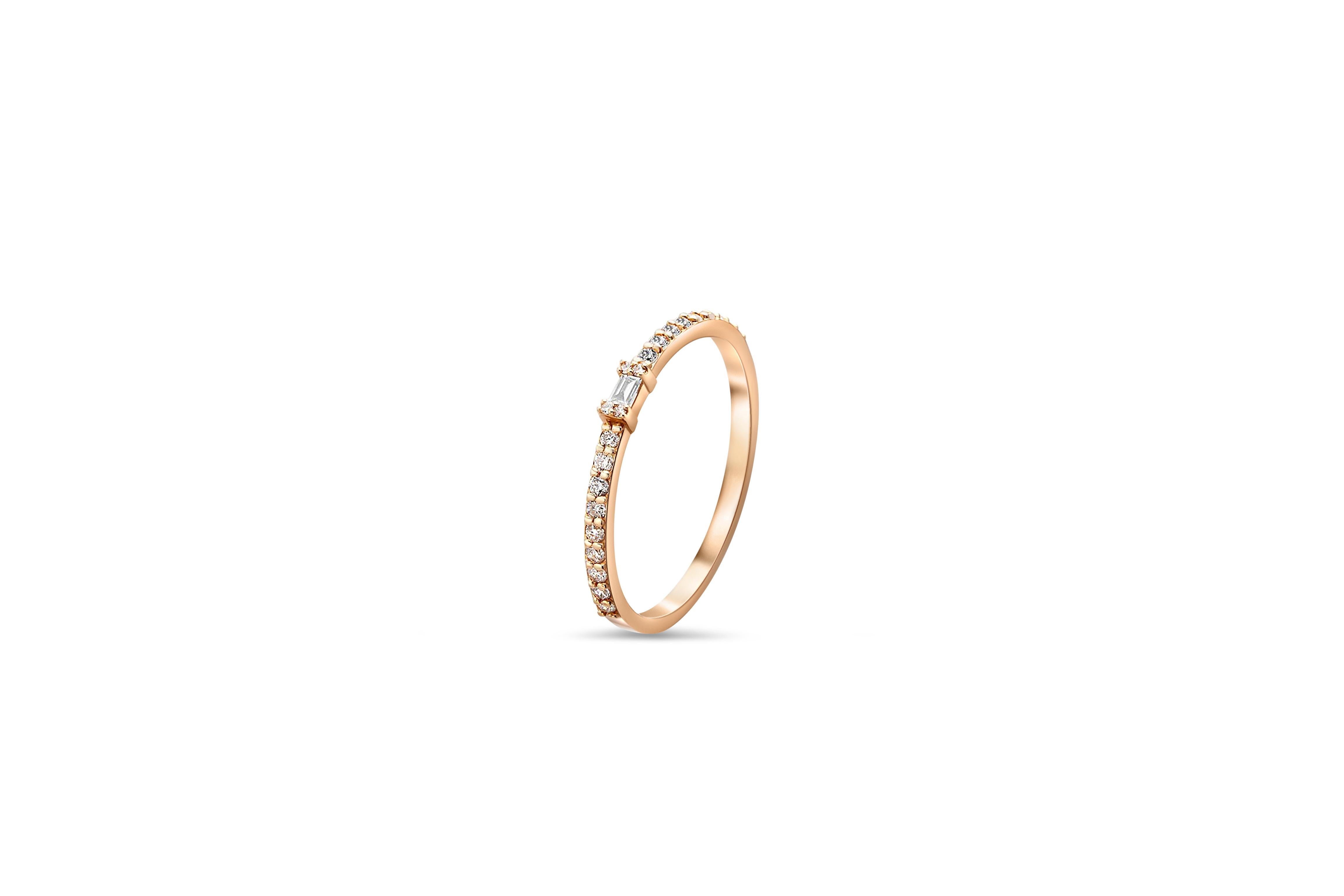 For Sale:  Baguette Wedding 14k gold ring 3