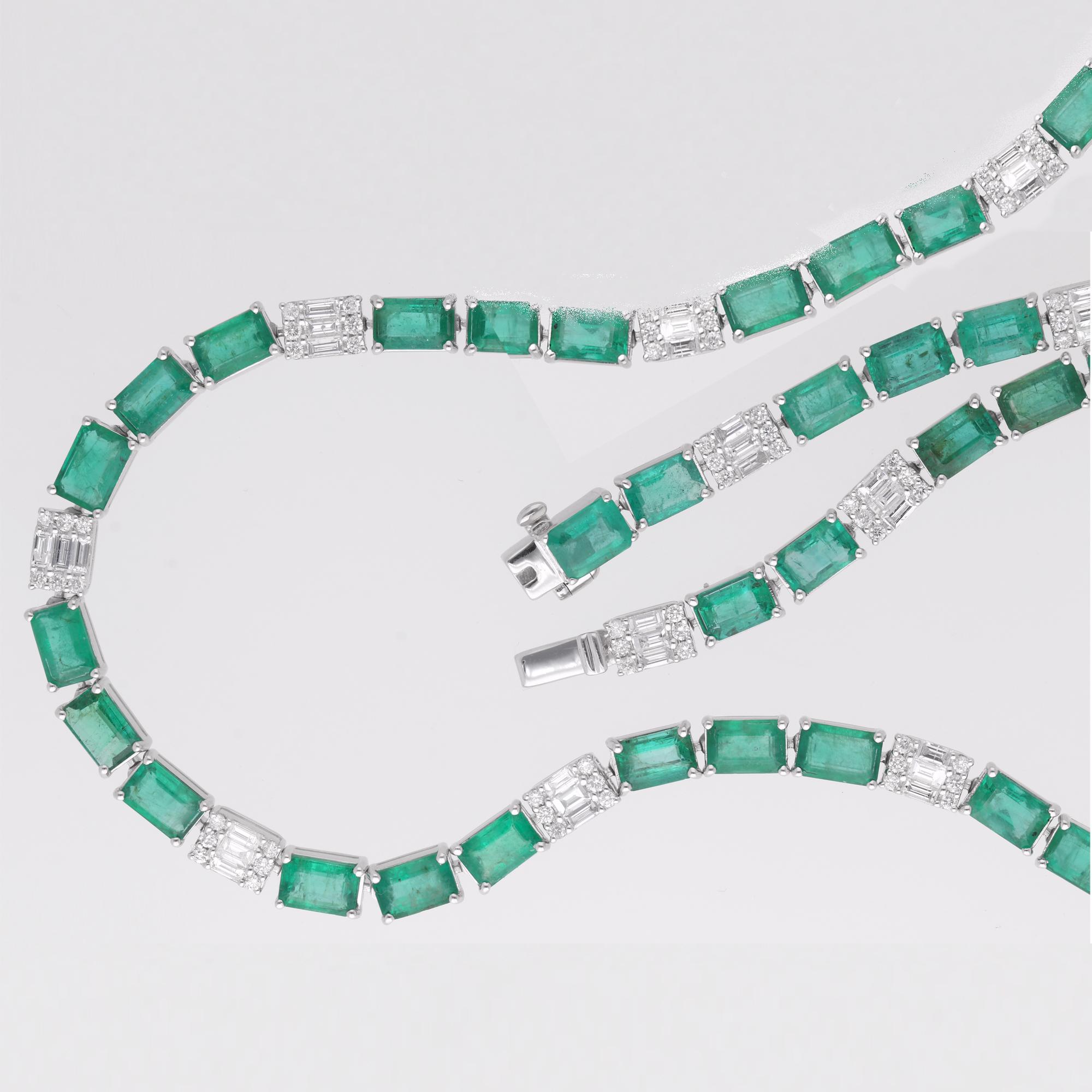 Baguette Zambian Emerald Gemstone Necklace Diamond 18 Karat White Gold Jewelry For Sale 2