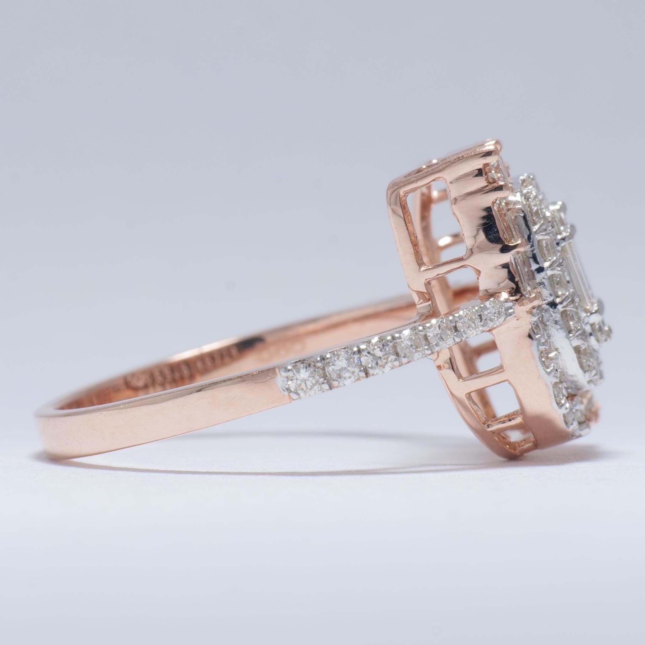 Baguette und runder natürlicher Diamantring aus 14k massivem Gold (zertifiziert) im Zustand „Neu“ im Angebot in New Delhi, DL