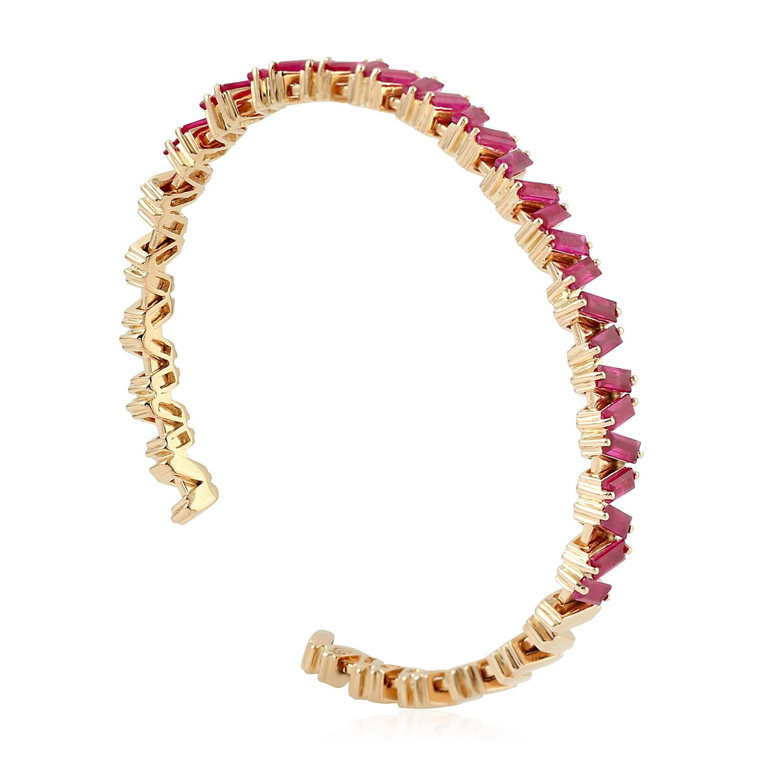 Mixed Cut Baguettes Shaped Ruby Bangle Made In 18k Gold For Sale