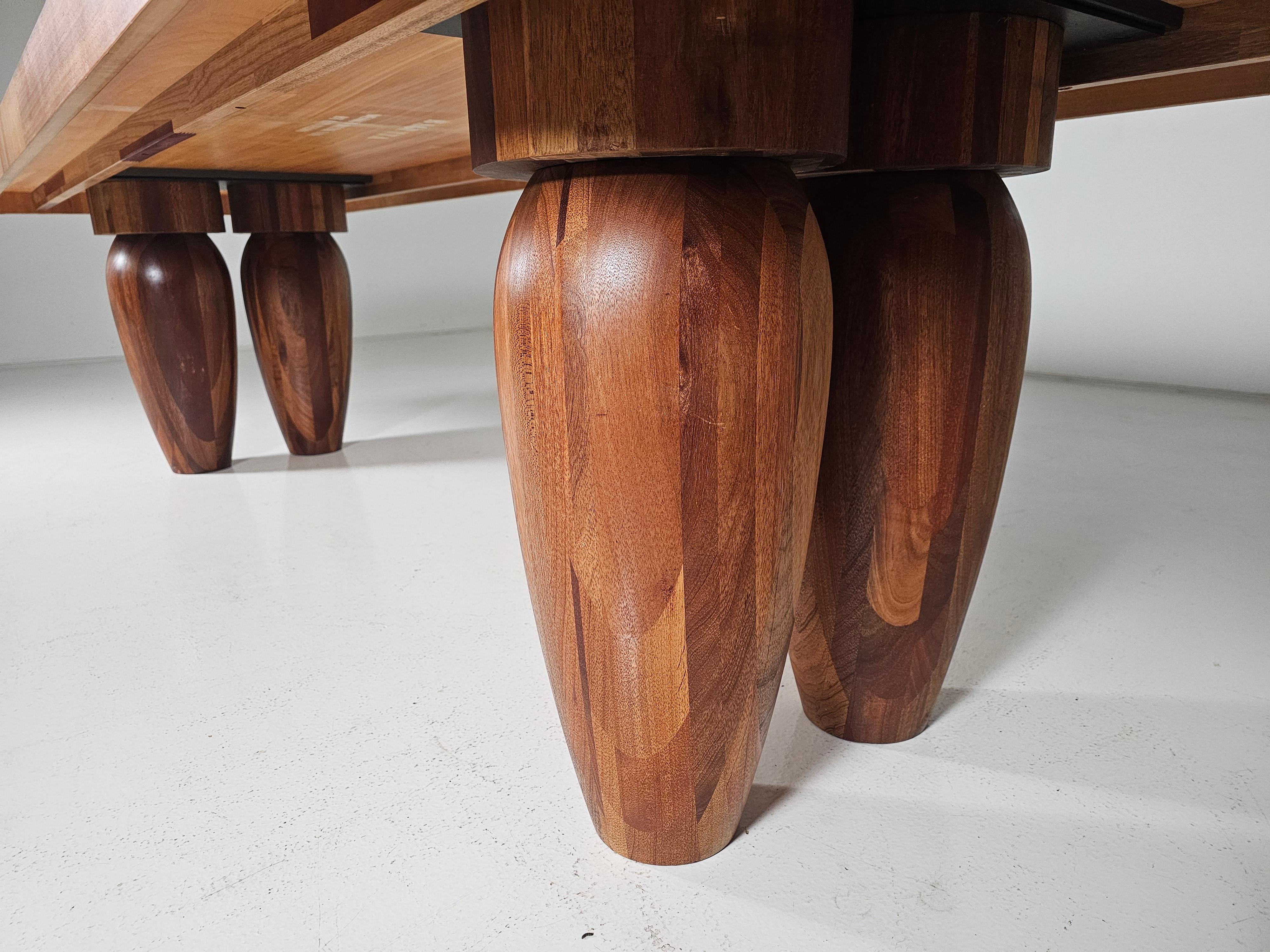 Bagutta dining table by Henk Vos for Linteloo For Sale 5