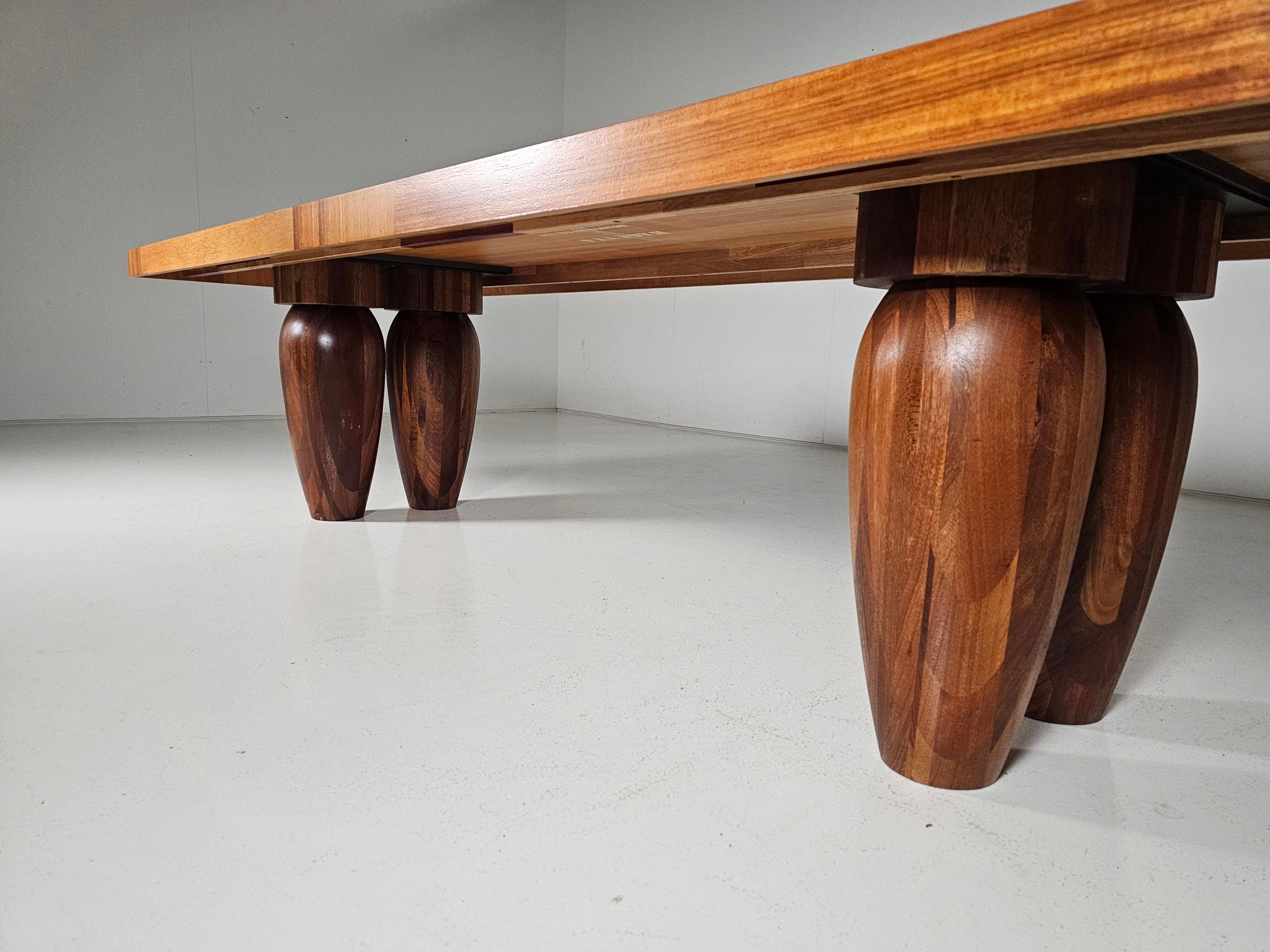 Bagutta dining table by Henk Vos for Linteloo For Sale 6