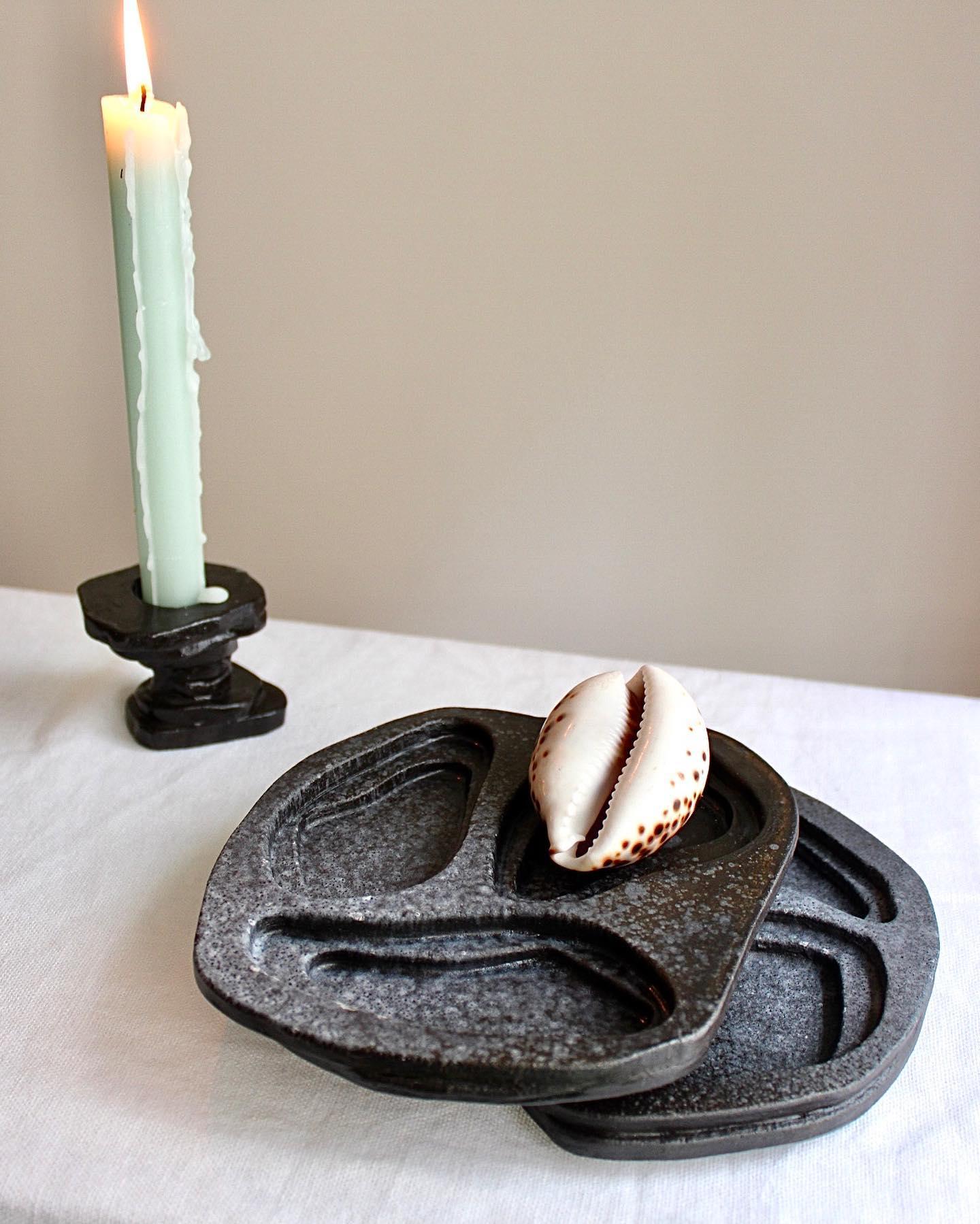 Bah Oui Assiette à huîtres en grès Petite Excellent état - En vente à PARIS, FR