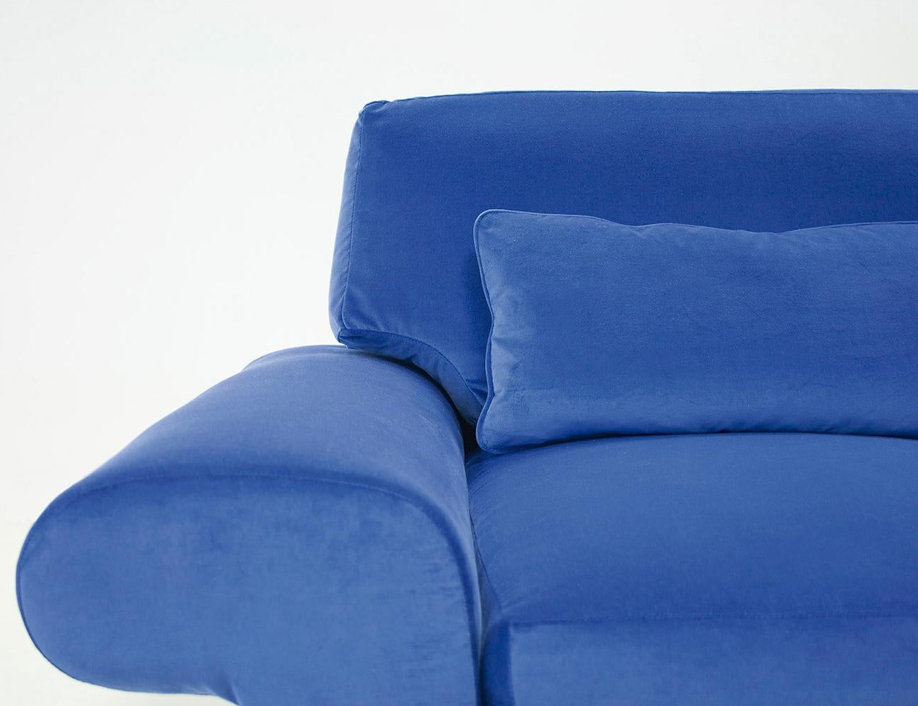 Hand-Crafted Bahamas Velvet Armchair For Sale