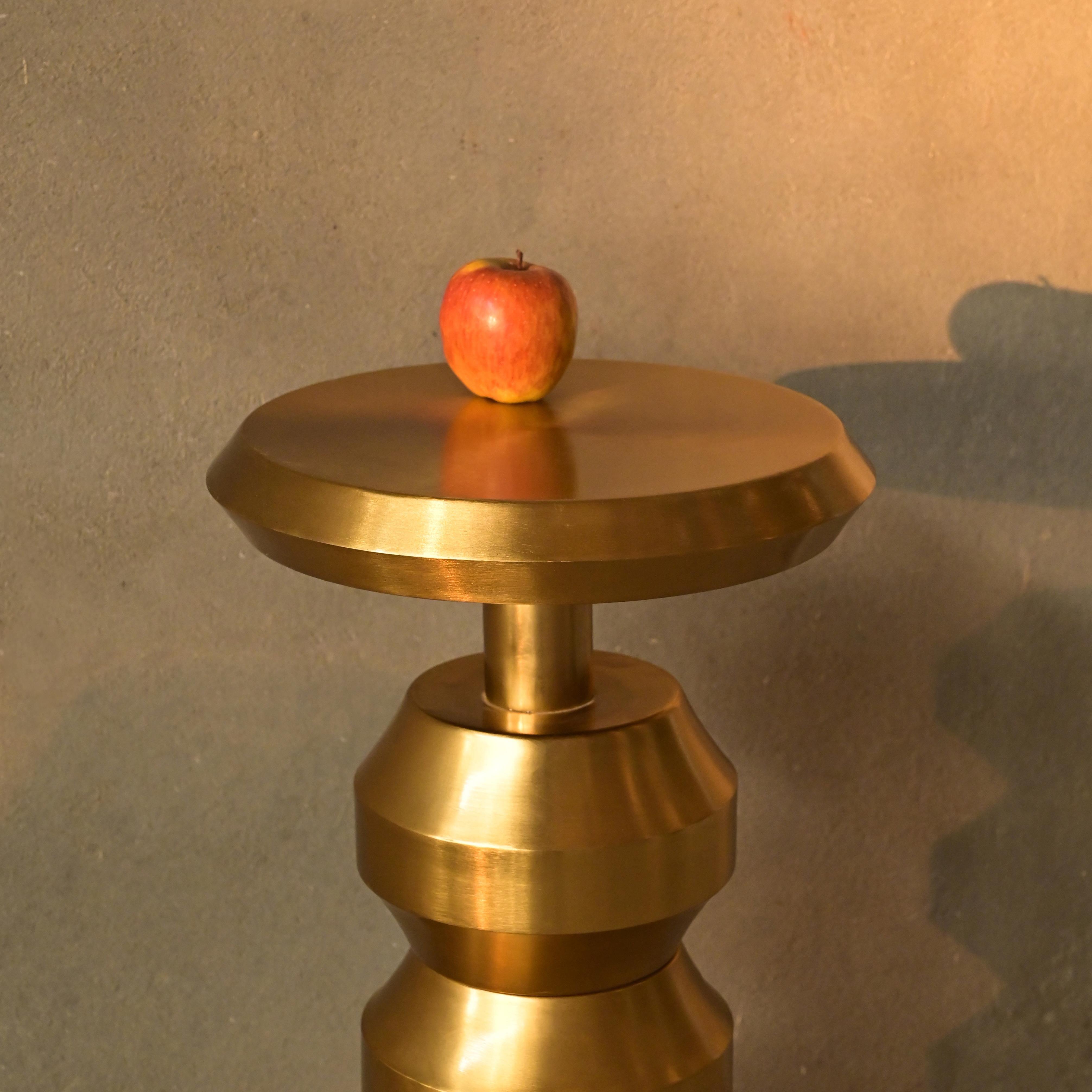 Table d'appoint Bail de Studio Namit Khanna en vente 6