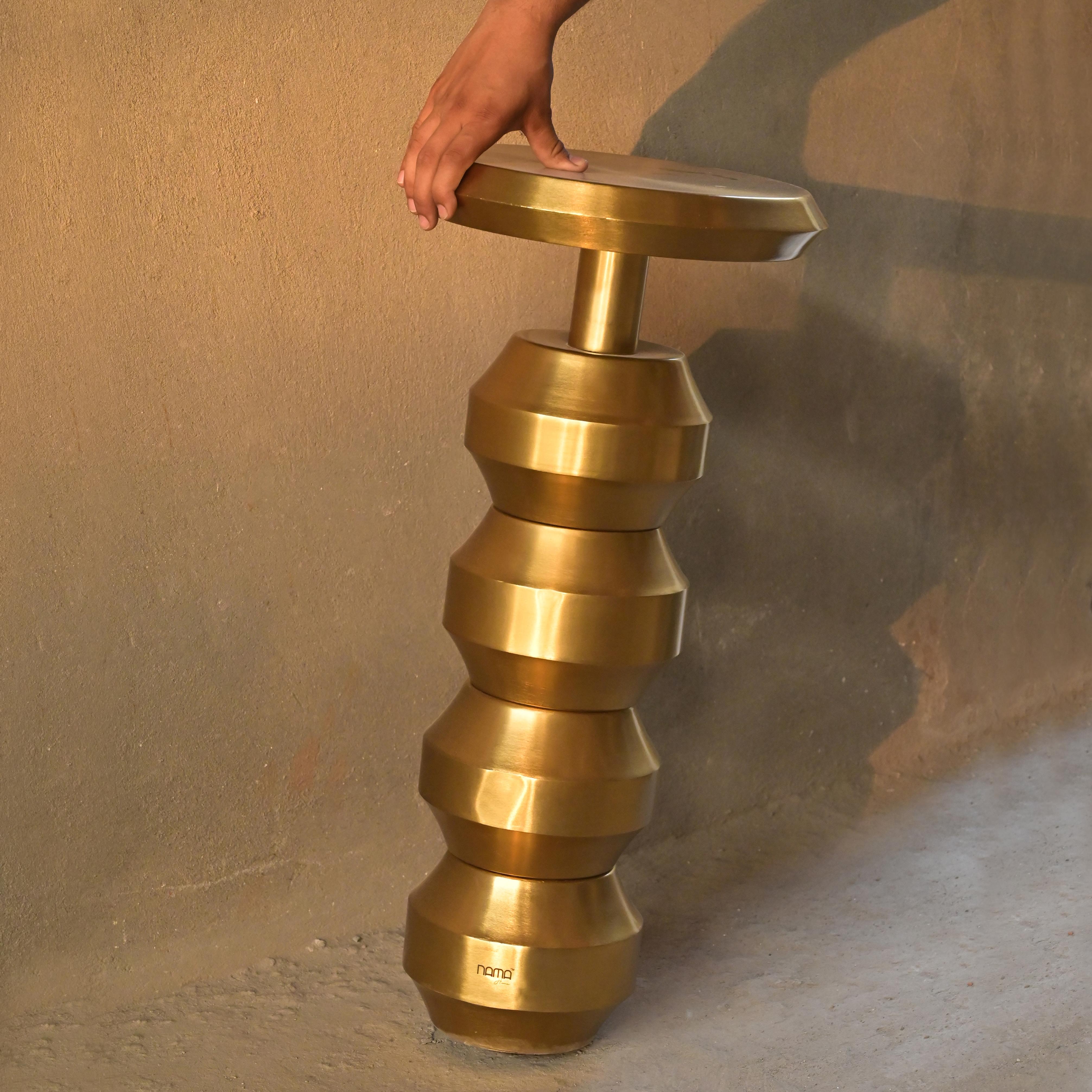 Table d'appoint Bail de Studio Namit Khanna en vente 7