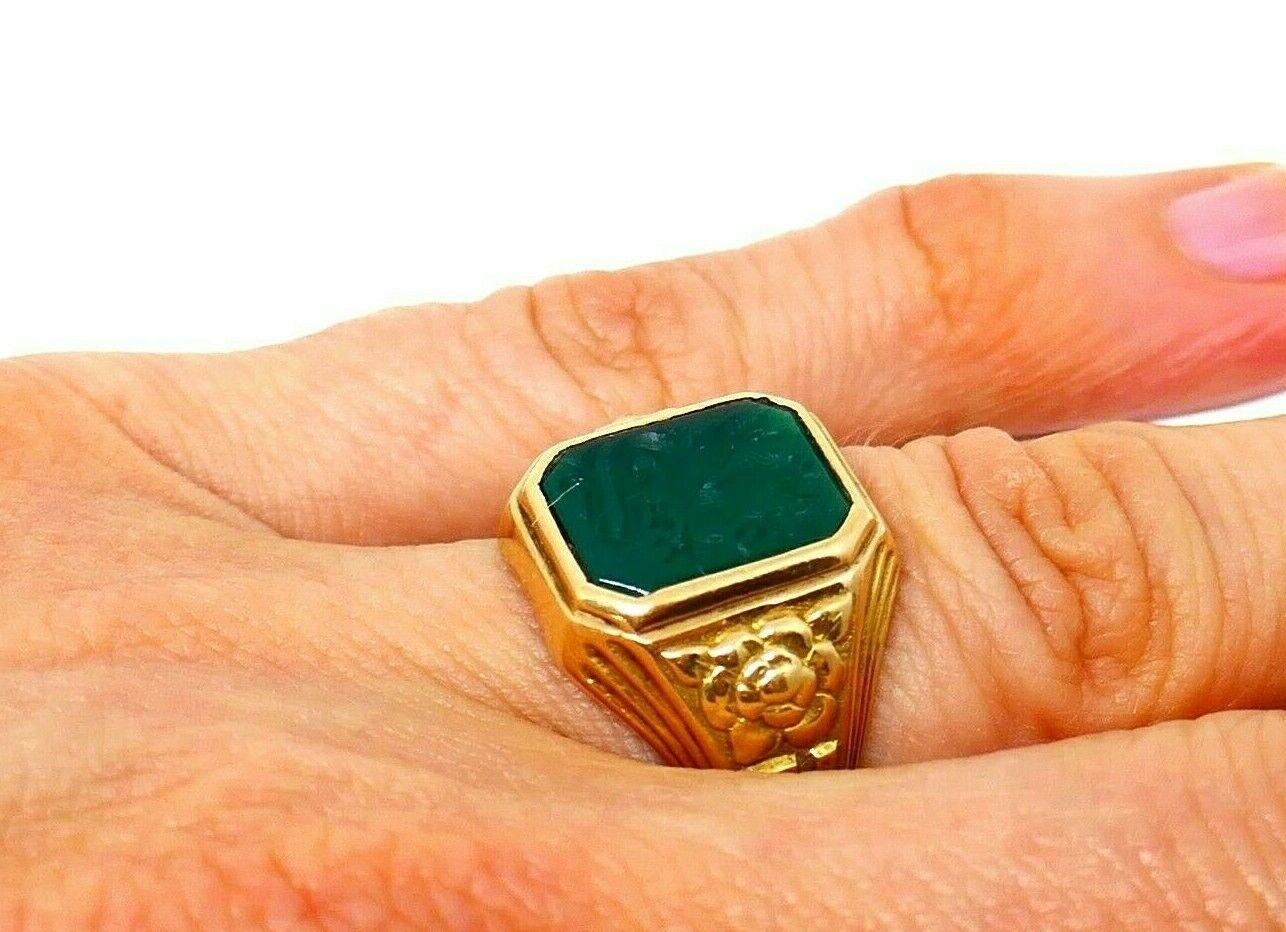 Bailey Banks and Biddle Carved Chrysoprase Yellow Gold Antique Ring 1