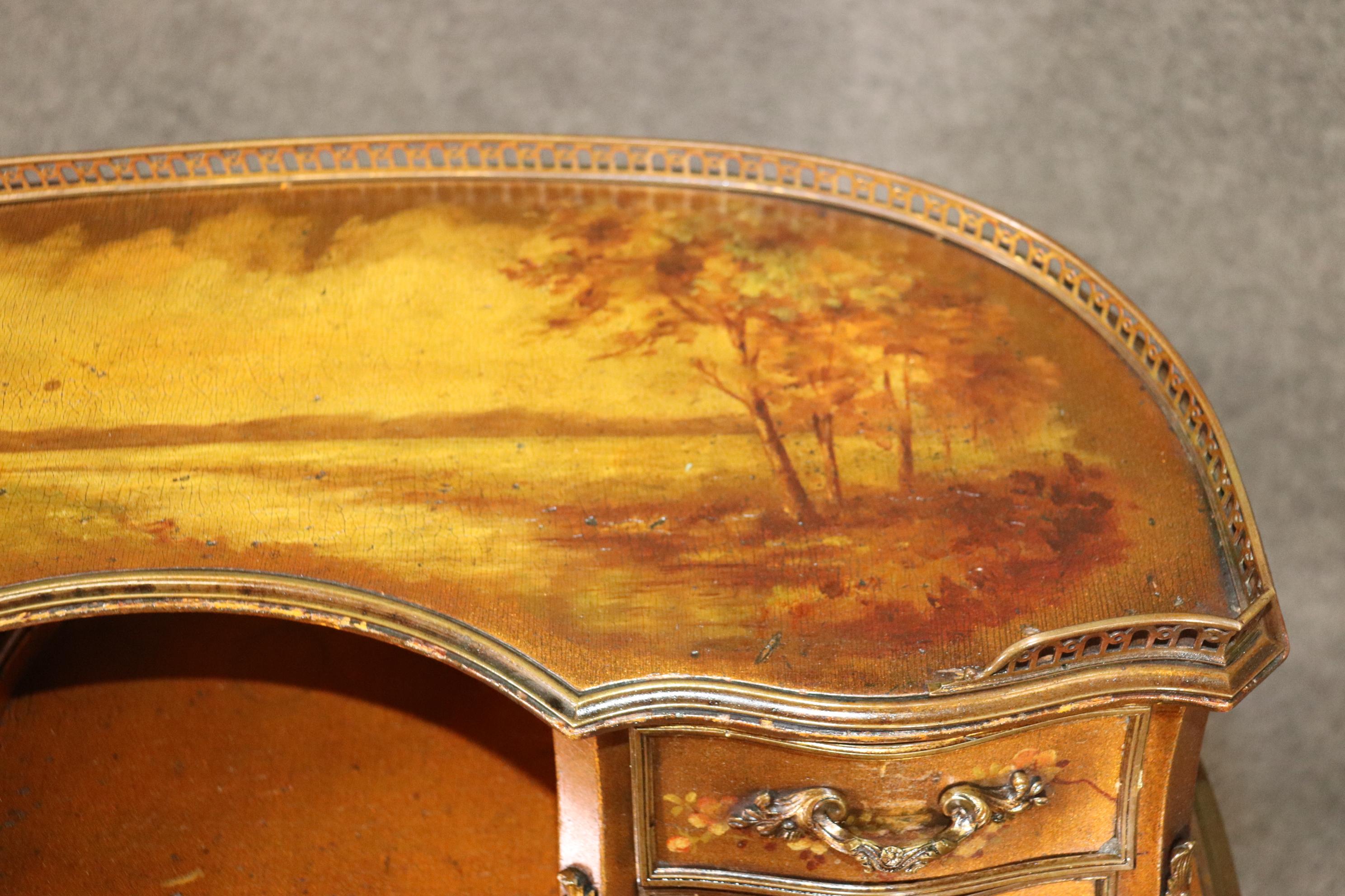 Bailey Banks and Biddle Vernis Martin Painted Desk on Gilded Background Louis XV 10