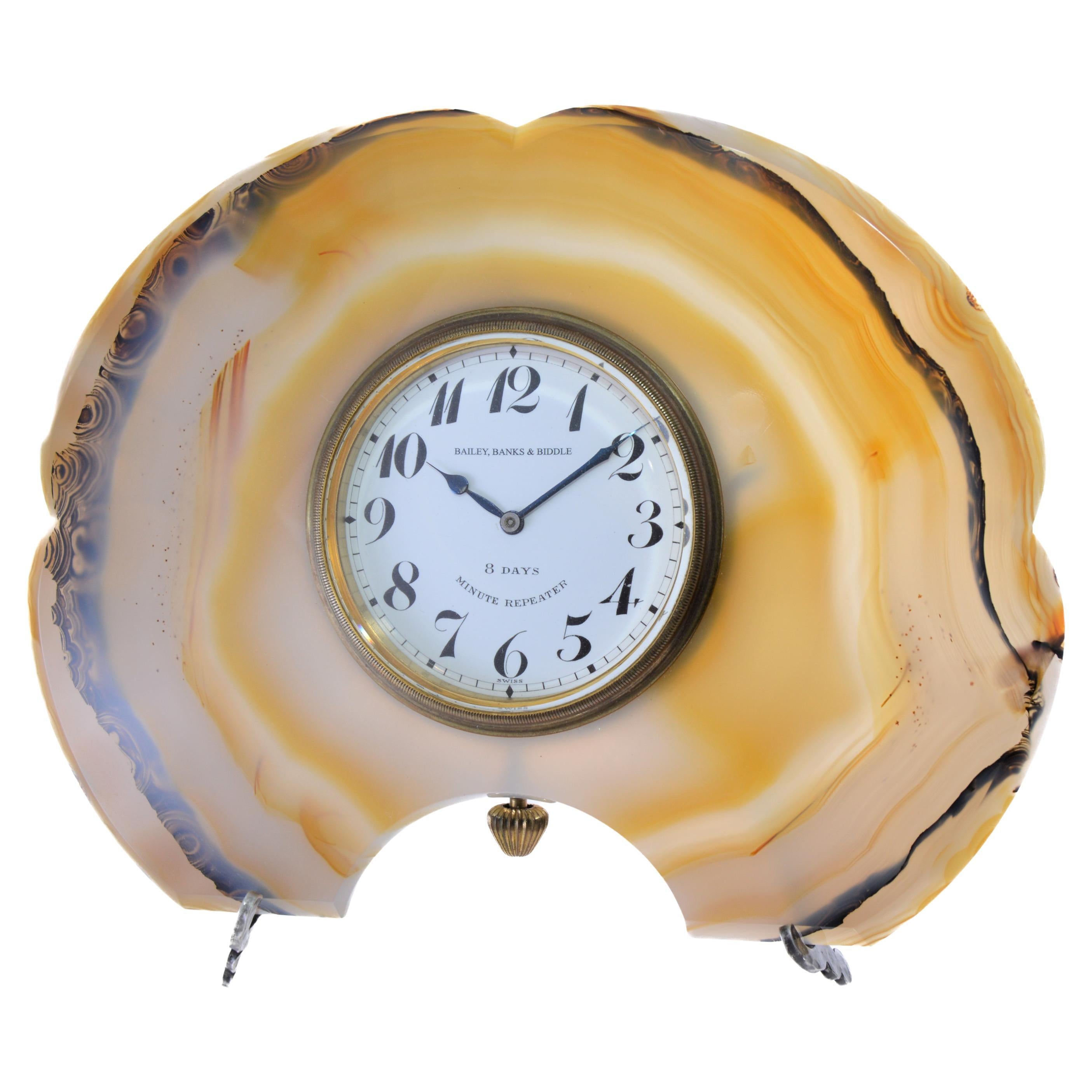 Bailey, Banks & Biddle 8 Day Minute Repeater Stone Desk Clock Contemporary Frame (Horloge de bureau en pierre à répétition des minutes) Unisexe en vente