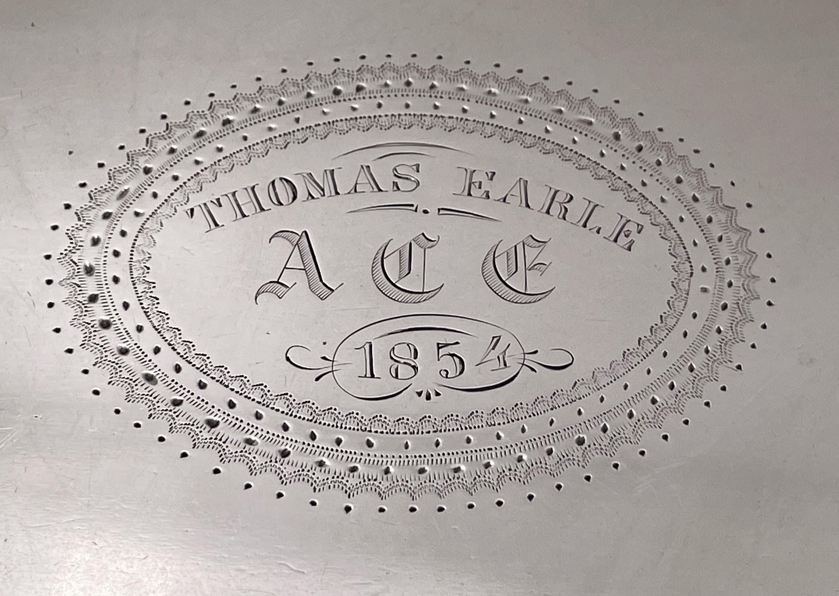 Milieu du XIXe siècle Bailey & Co. Plat à soulever/ plat surélevé en argent sterling des années 1850 en vente