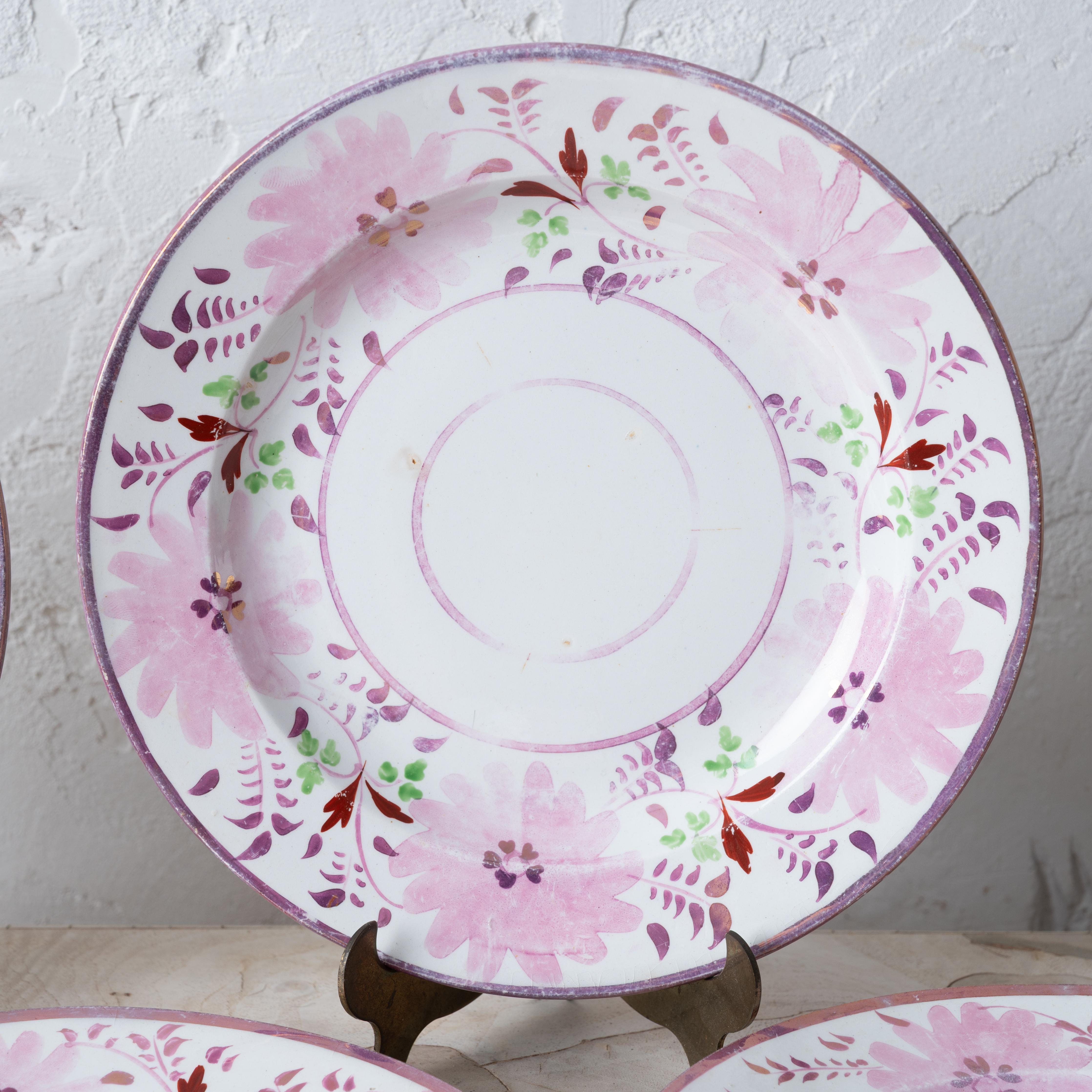 Bailey & Harvey Staffordshire Pink Lustre Untertassen - Satz von 12 im Angebot 2